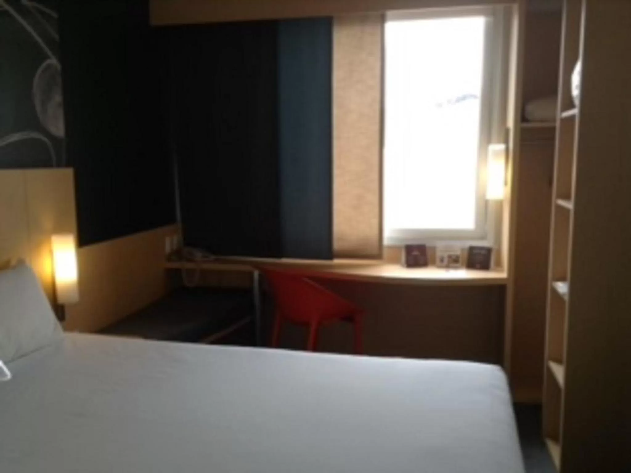 Photo of the whole room, Bed in Ibis Mexico Alameda