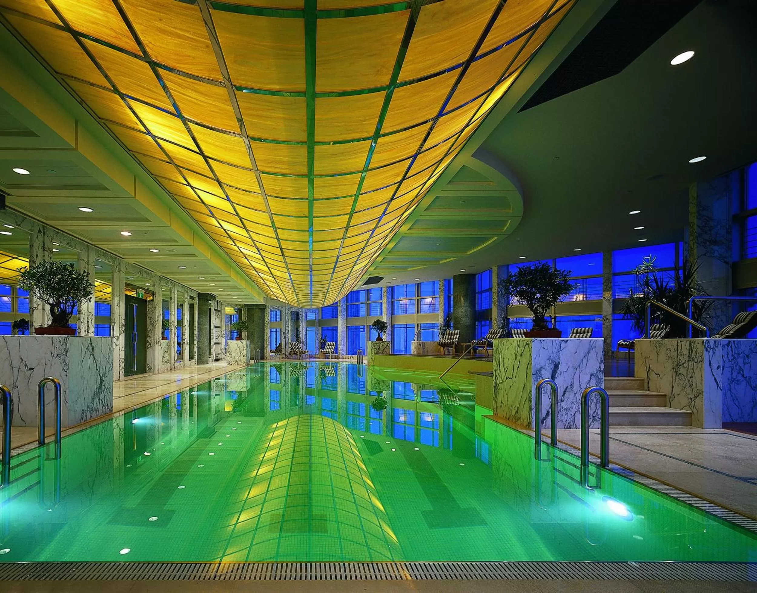 Swimming pool in Grand Hyatt Shanghai