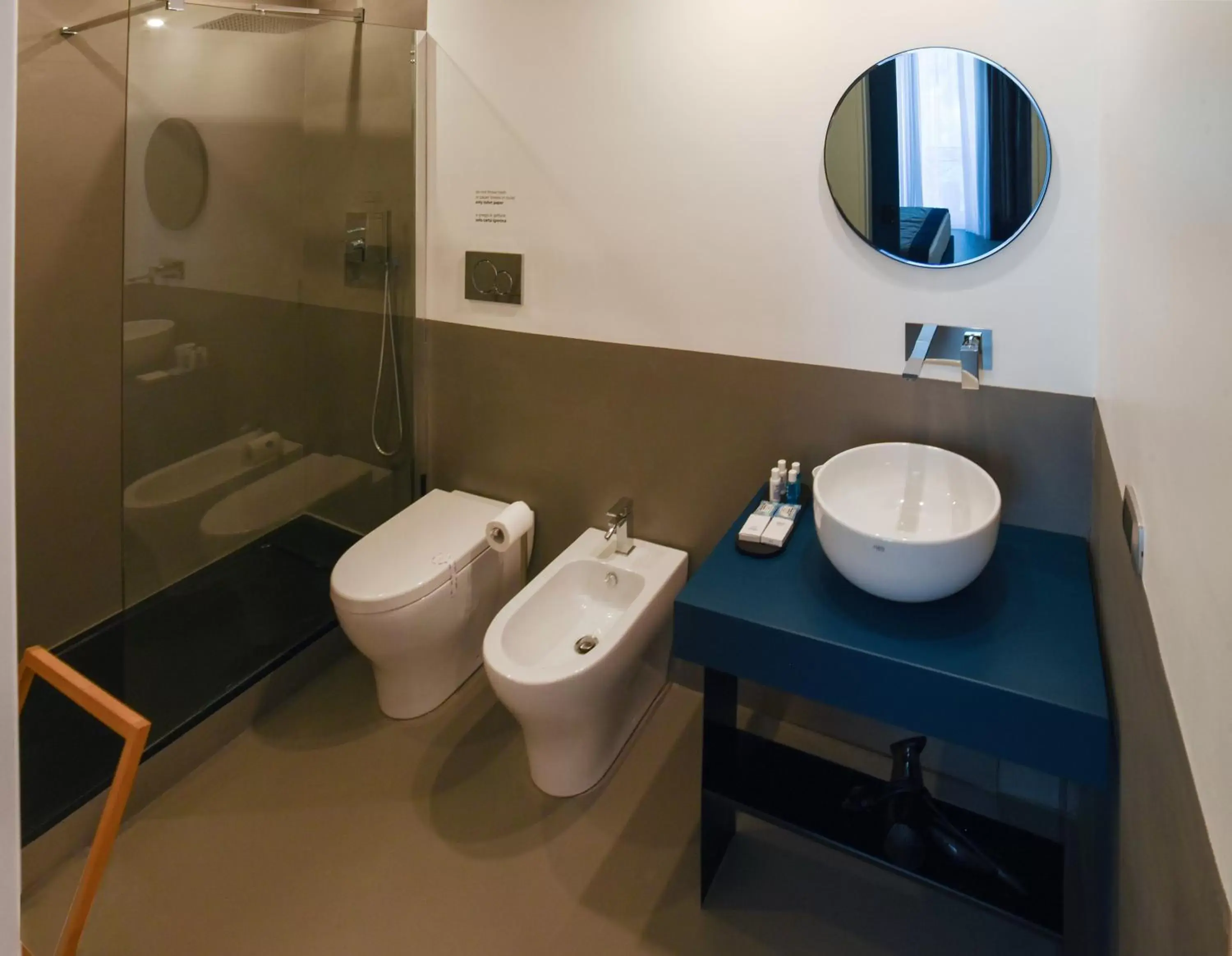 Bathroom in Le Mummarelle Napoli