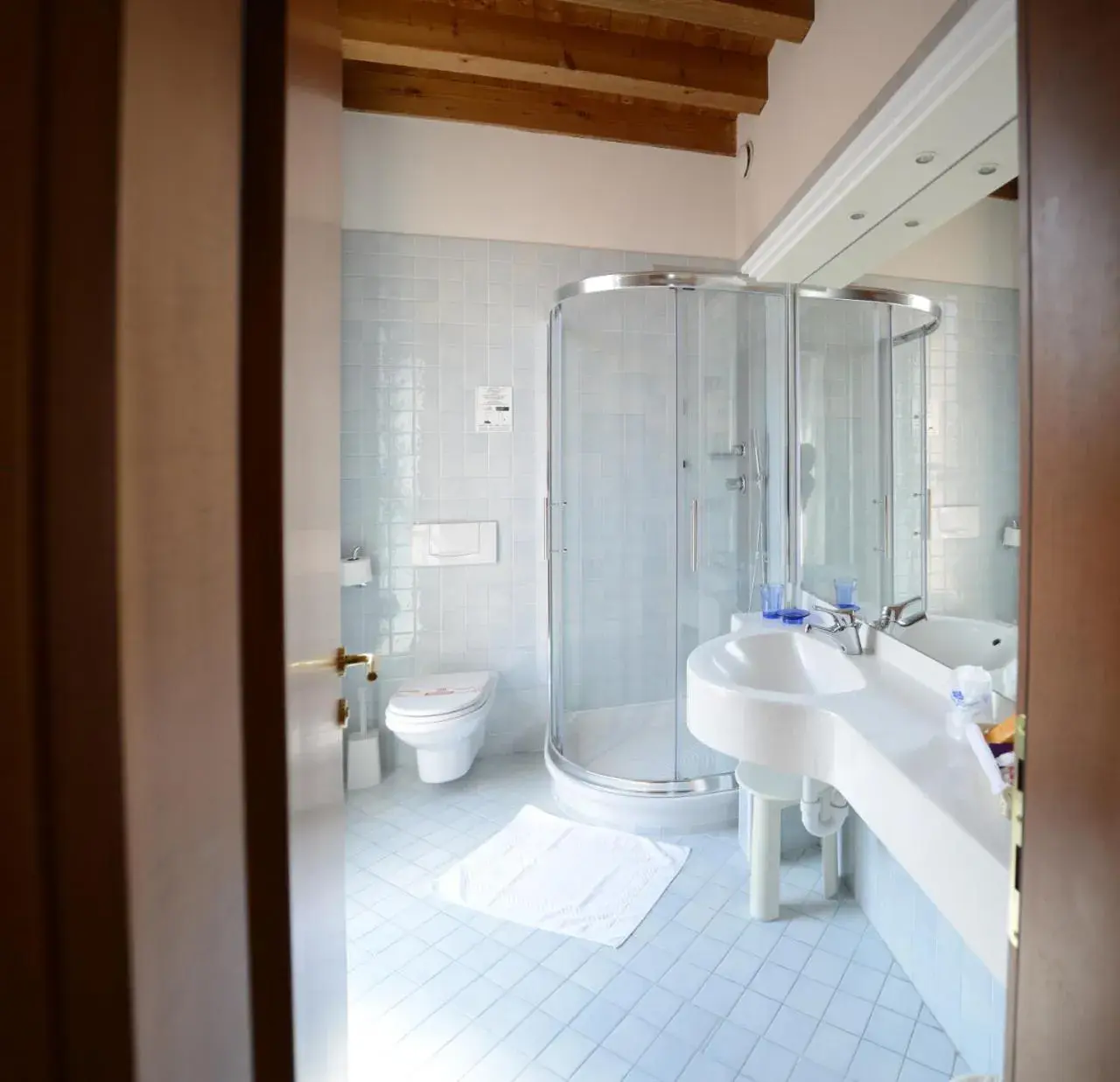 Bathroom in Hotel Brennero