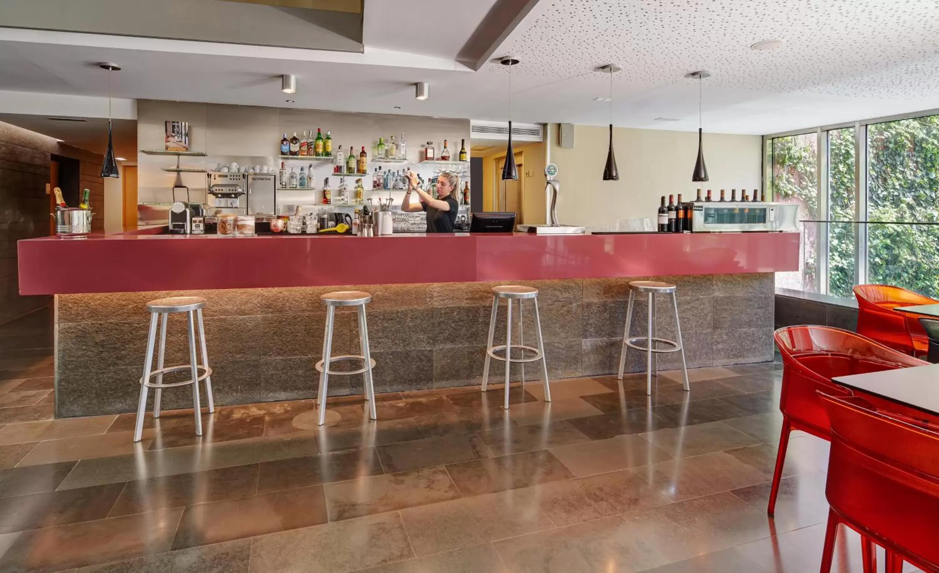 Lounge or bar, Lounge/Bar in Sercotel Hotel Rosellon