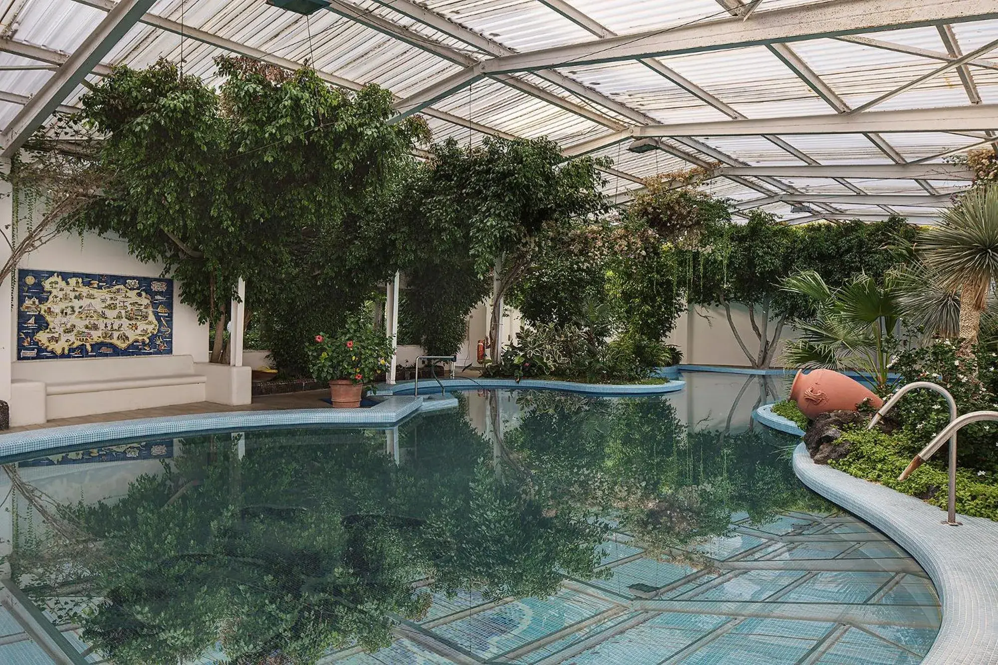 Swimming Pool in Hotel Continental Ischia