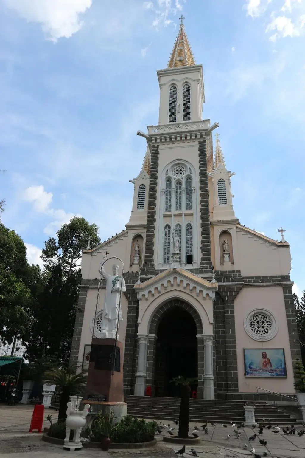 Nearby landmark, Property Building in Long Hostel