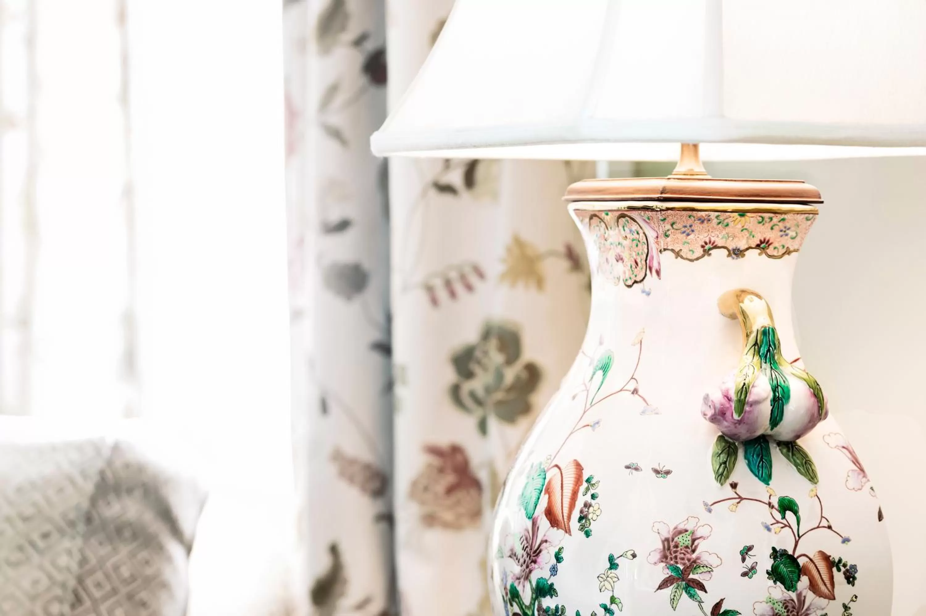 Decorative detail in Planters Inn - Charleston