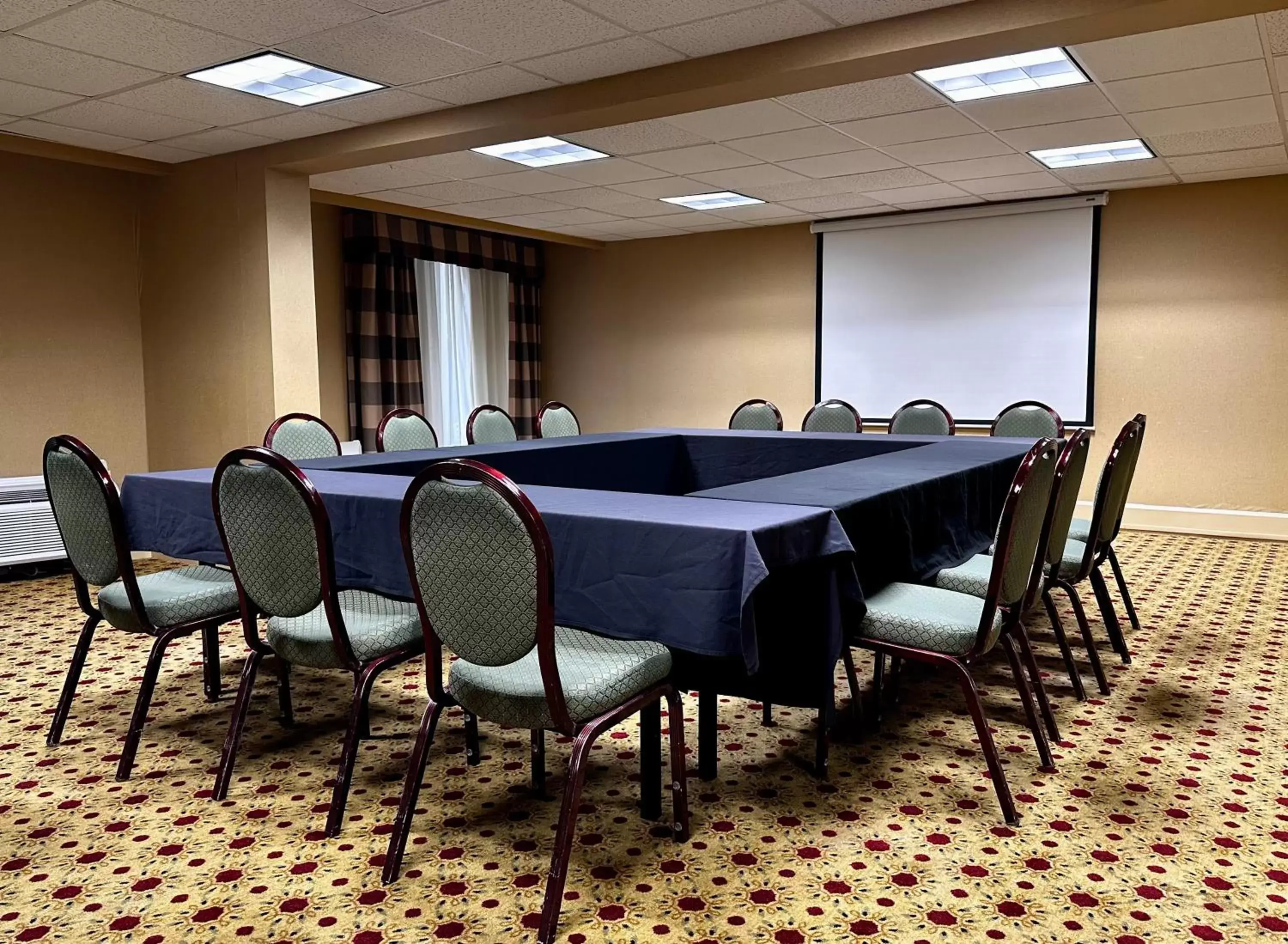 Meeting/conference room in Red Lion Hotel Harrisburg Hershey