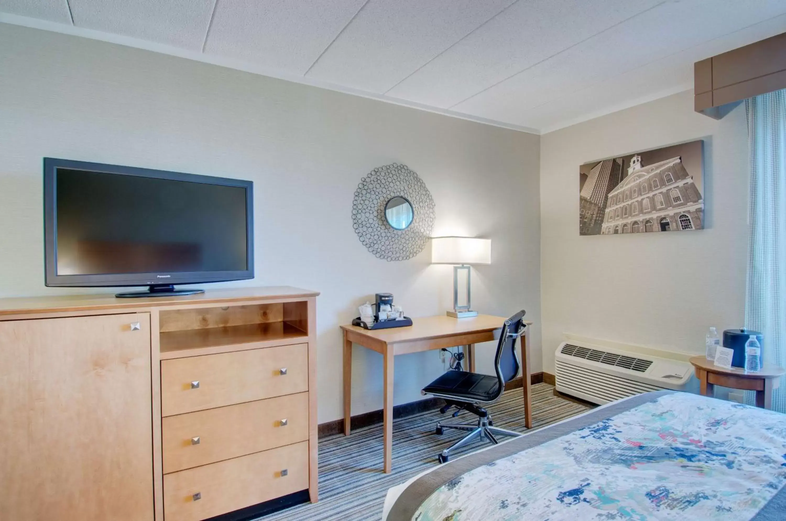 TV and multimedia, TV/Entertainment Center in Best Western Plus Waltham Boston