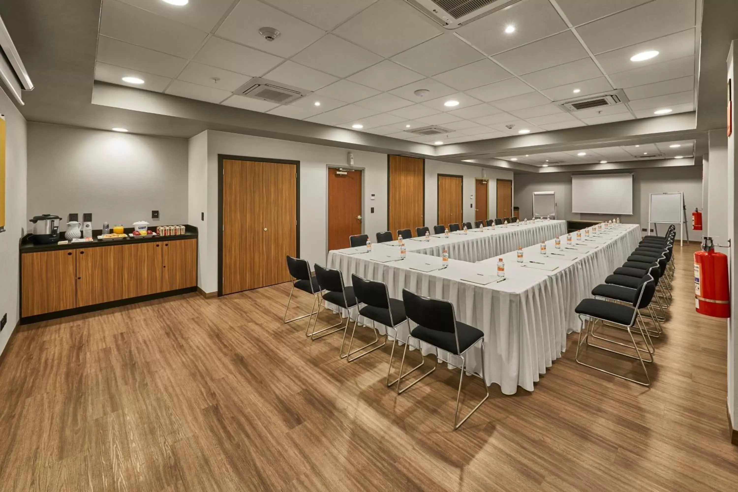 Meeting/conference room in City Express by Marriott Toluca