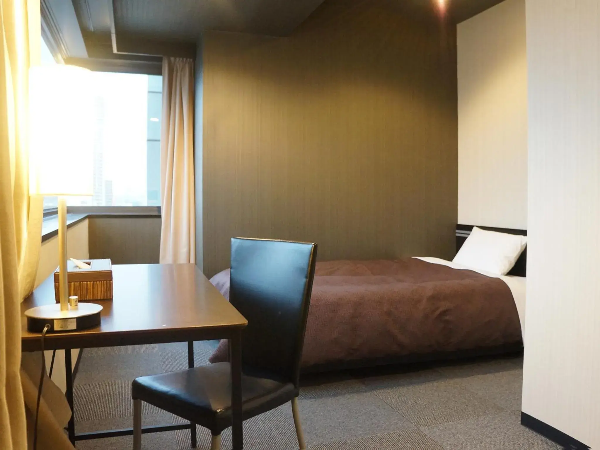 Photo of the whole room, Bed in HOTEL LiVEMAX BUDGET Amagasaki