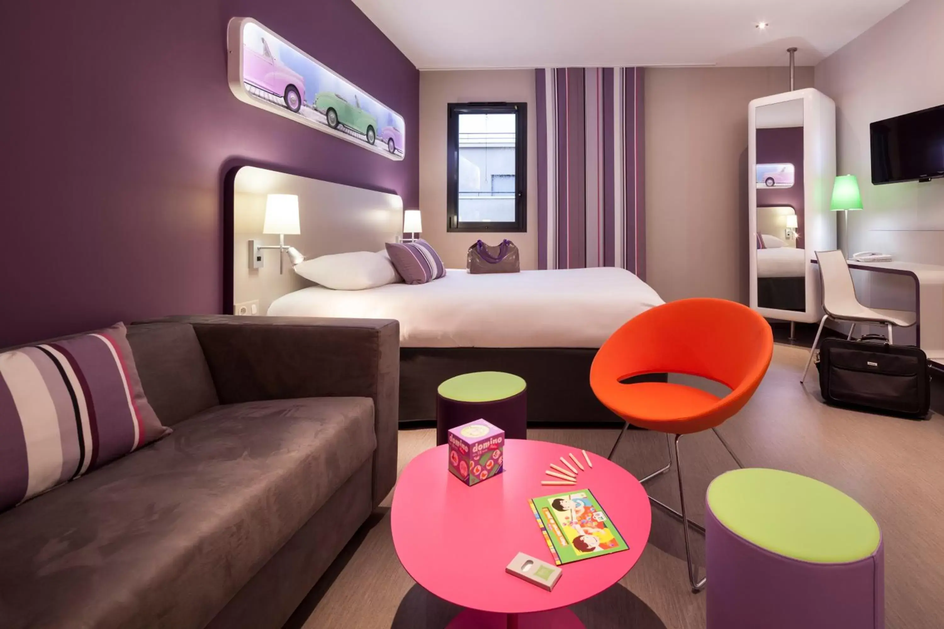 Photo of the whole room in ibis Styles Montbéliard