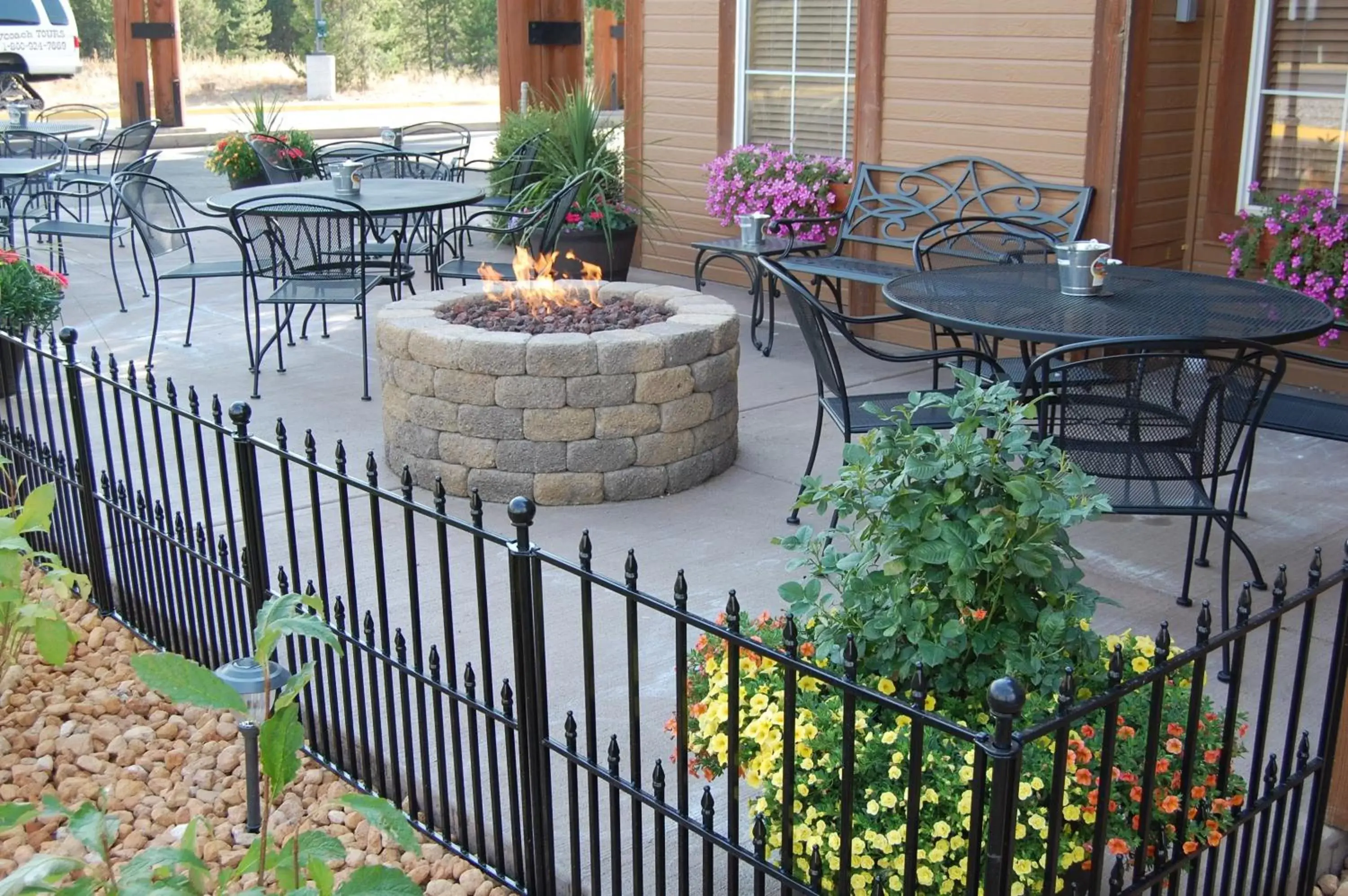 Facade/entrance in Kelly Inn West Yellowstone Facade/entrance in Kelly Inn West Yellowstone