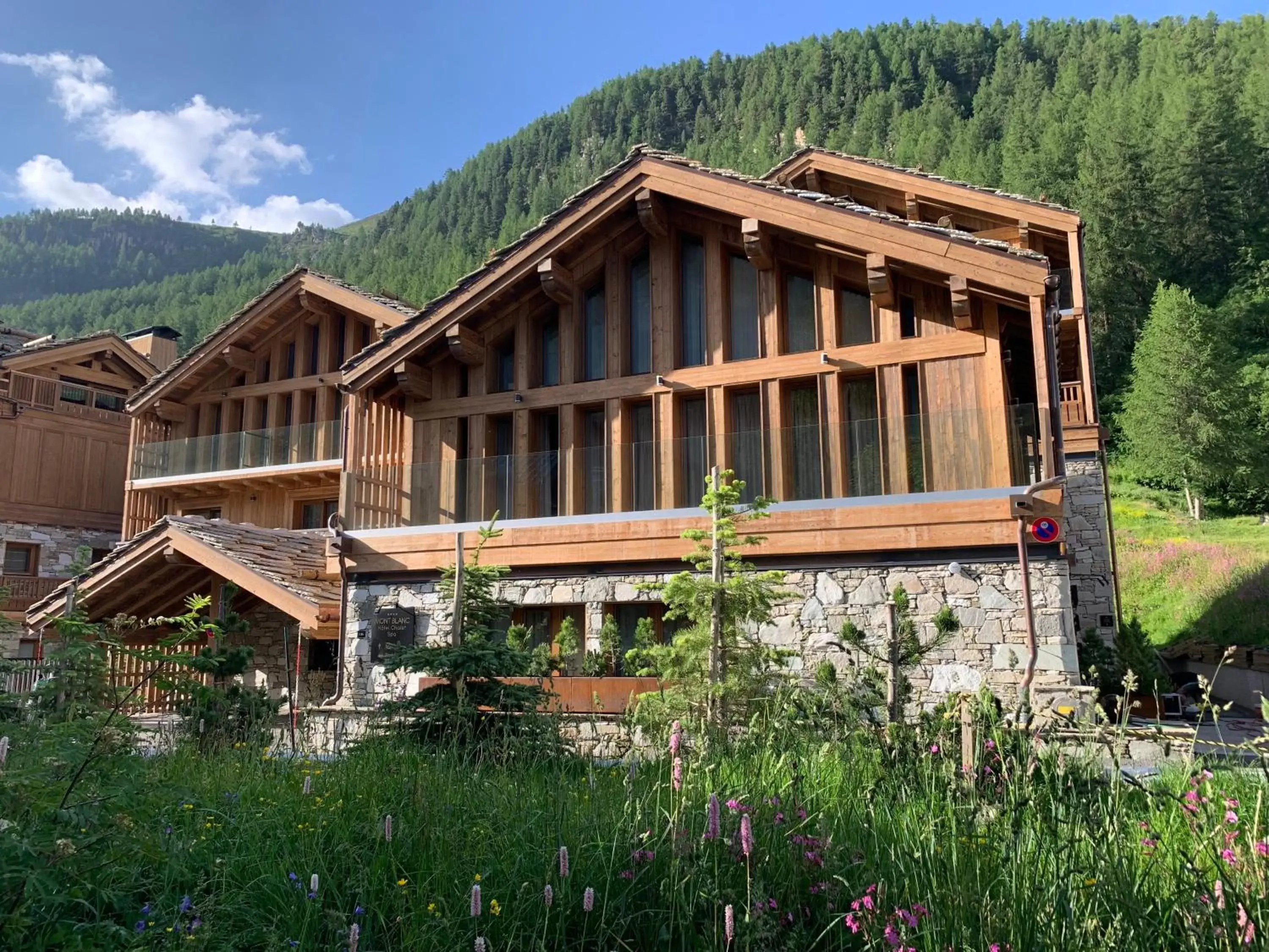 Property Building in Hotel MONT-BLANC VAL D'ISERE