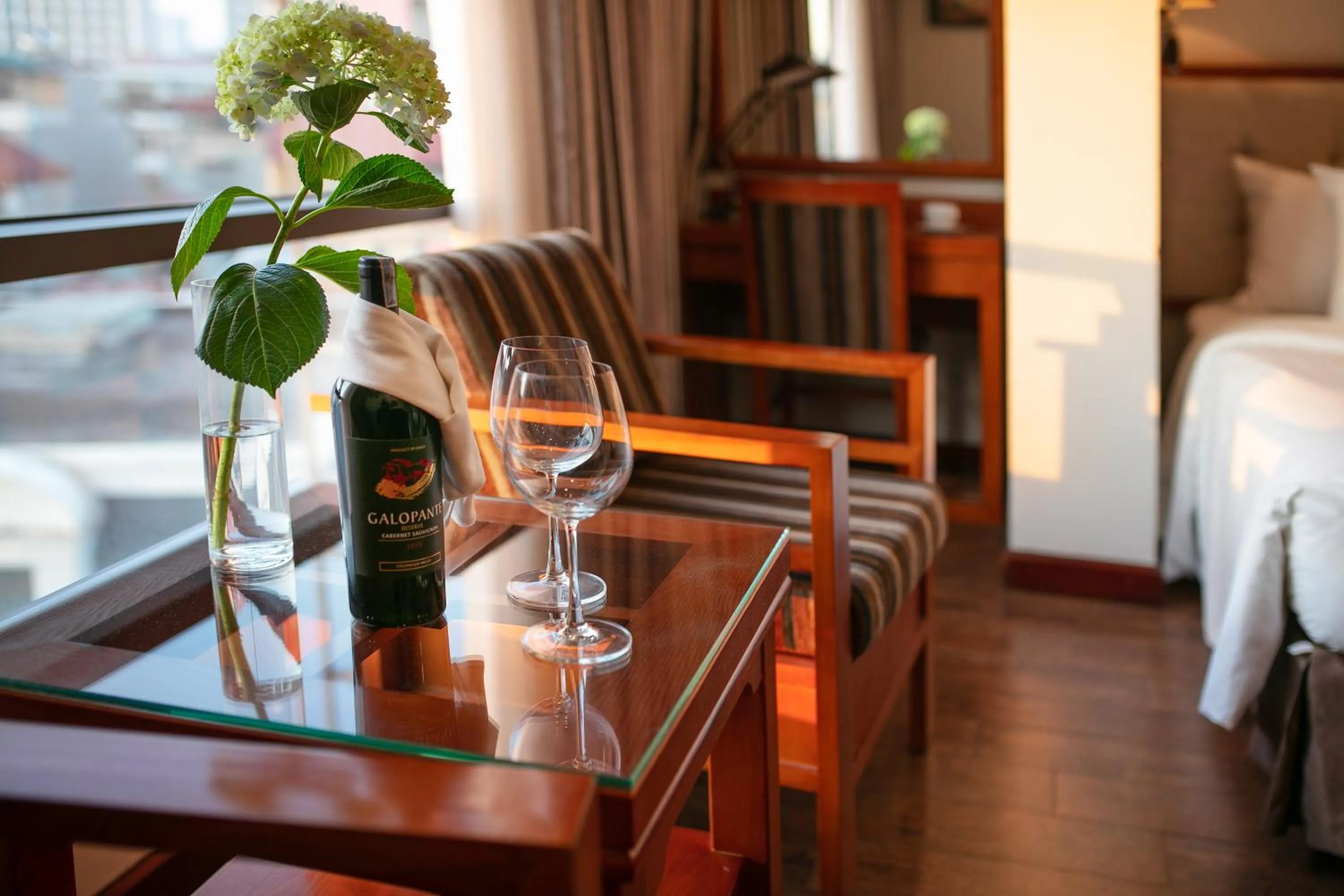 Drinks, Bed in Sen Luxury Hotel - Managed by Sen Hotel Group