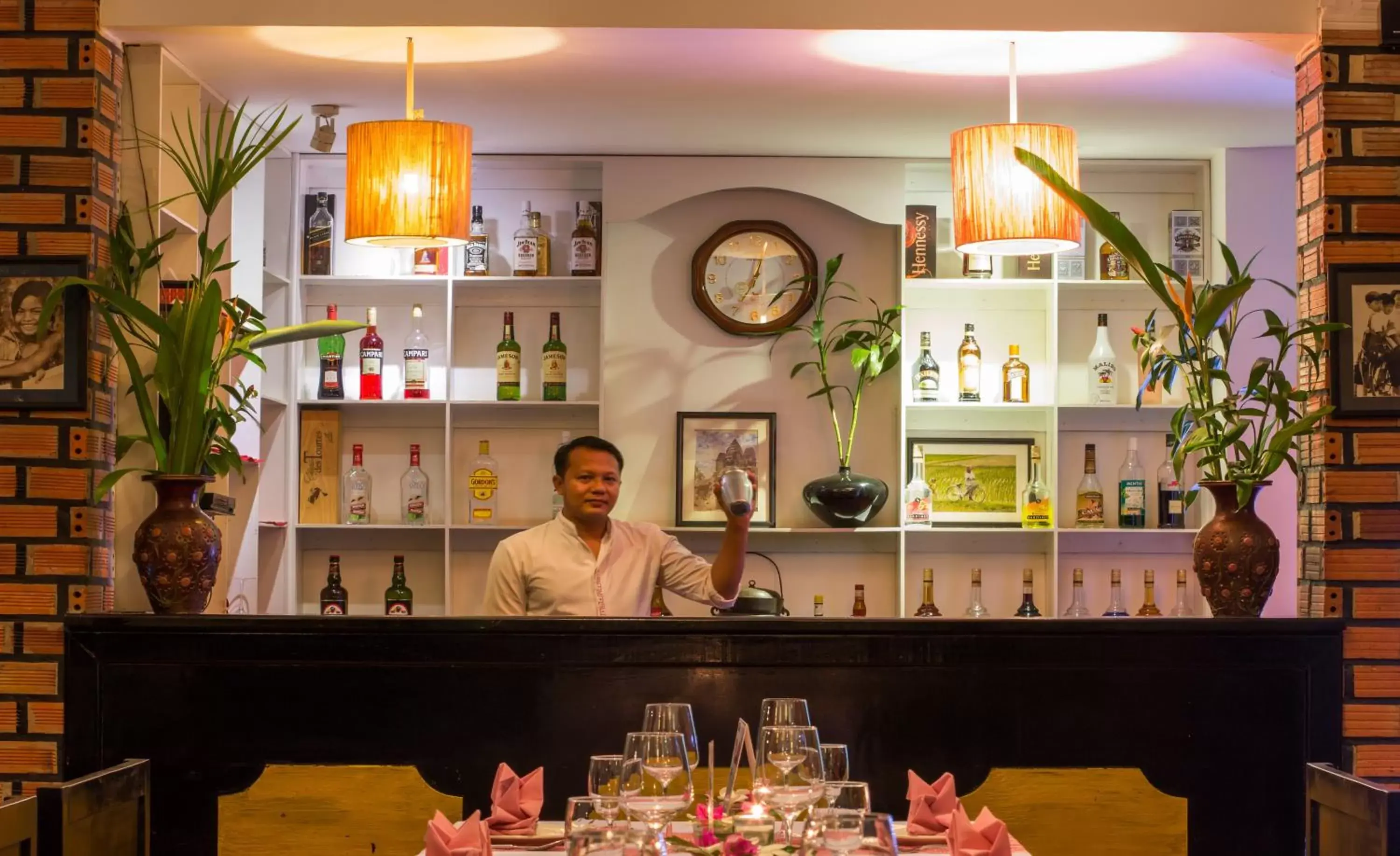 Drinks, Lounge/Bar in Le Jardin d'Angkor Hotel & Resort