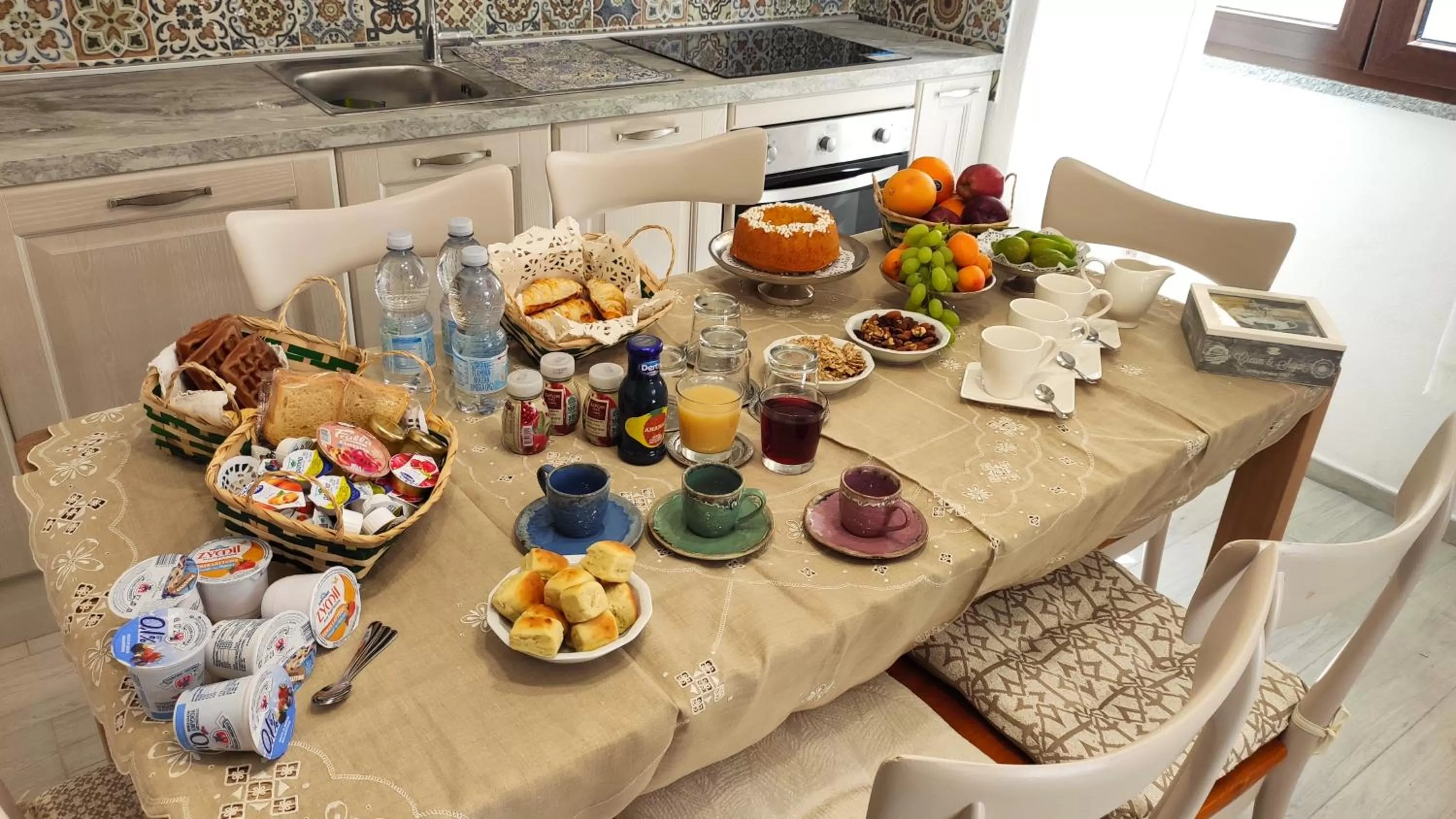 Food and drinks in L'Ajaccio B&B