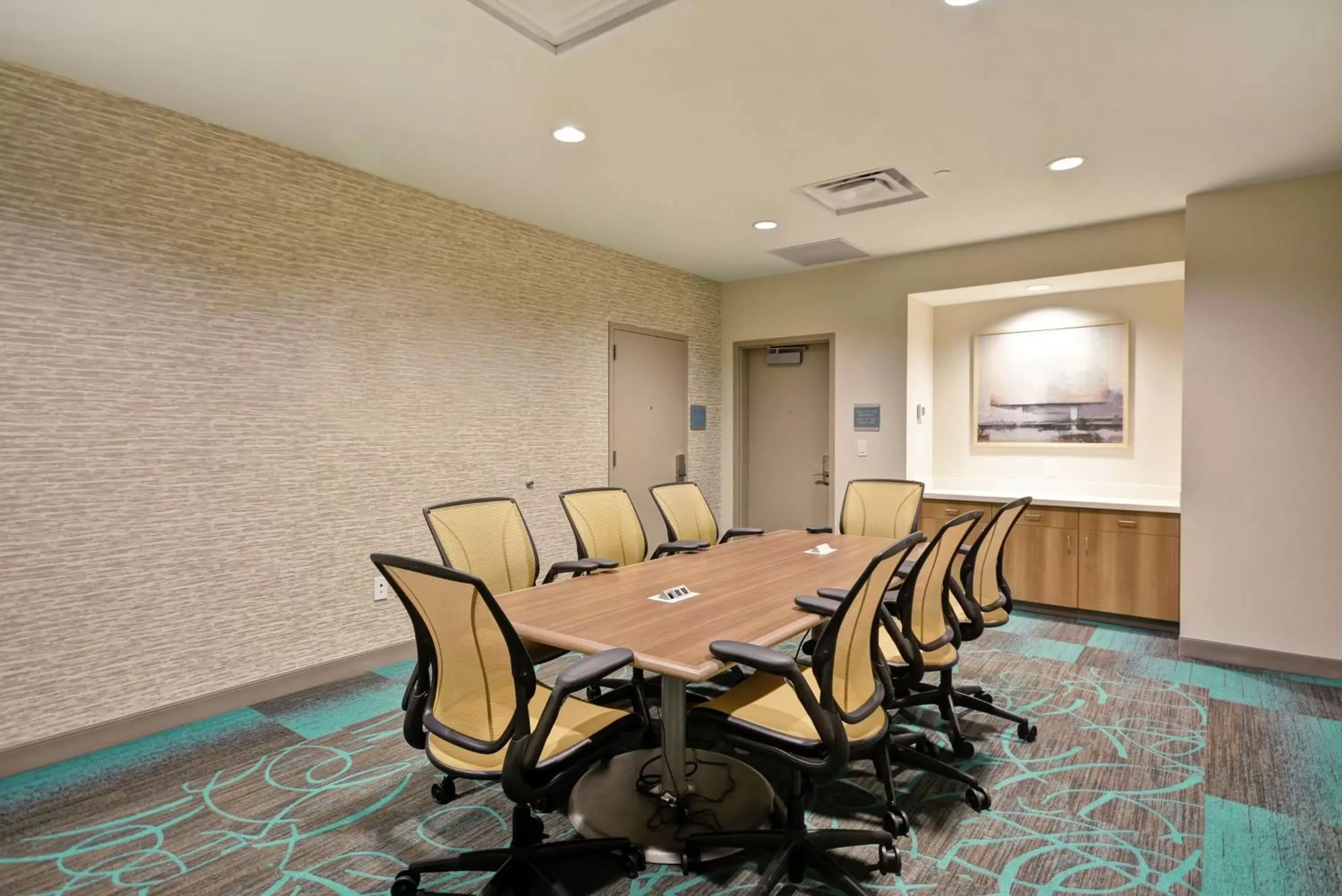 Meeting/conference room in Home2 Suites At The Galleria