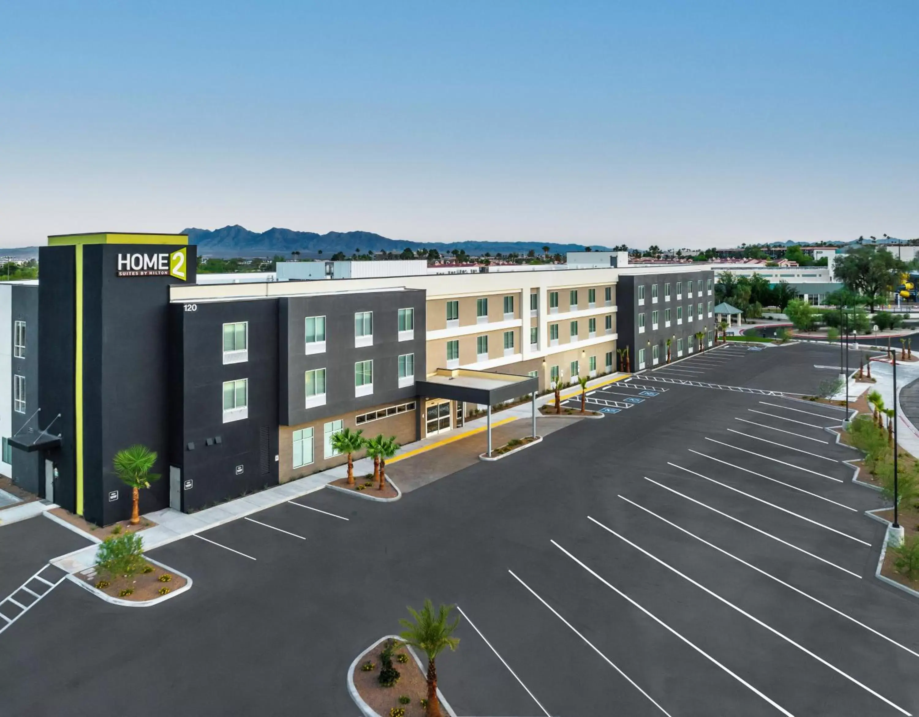 Property building in Home2 Suites By Hilton Lake Havasu City