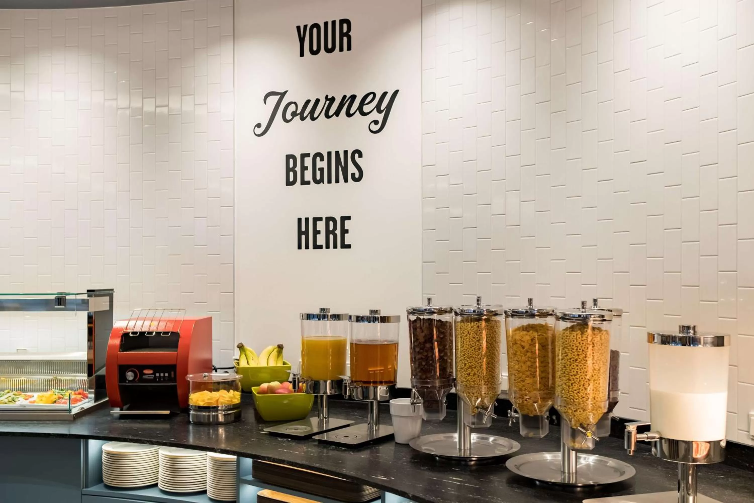 Food and drinks in Hampton by Hilton Riga Airport