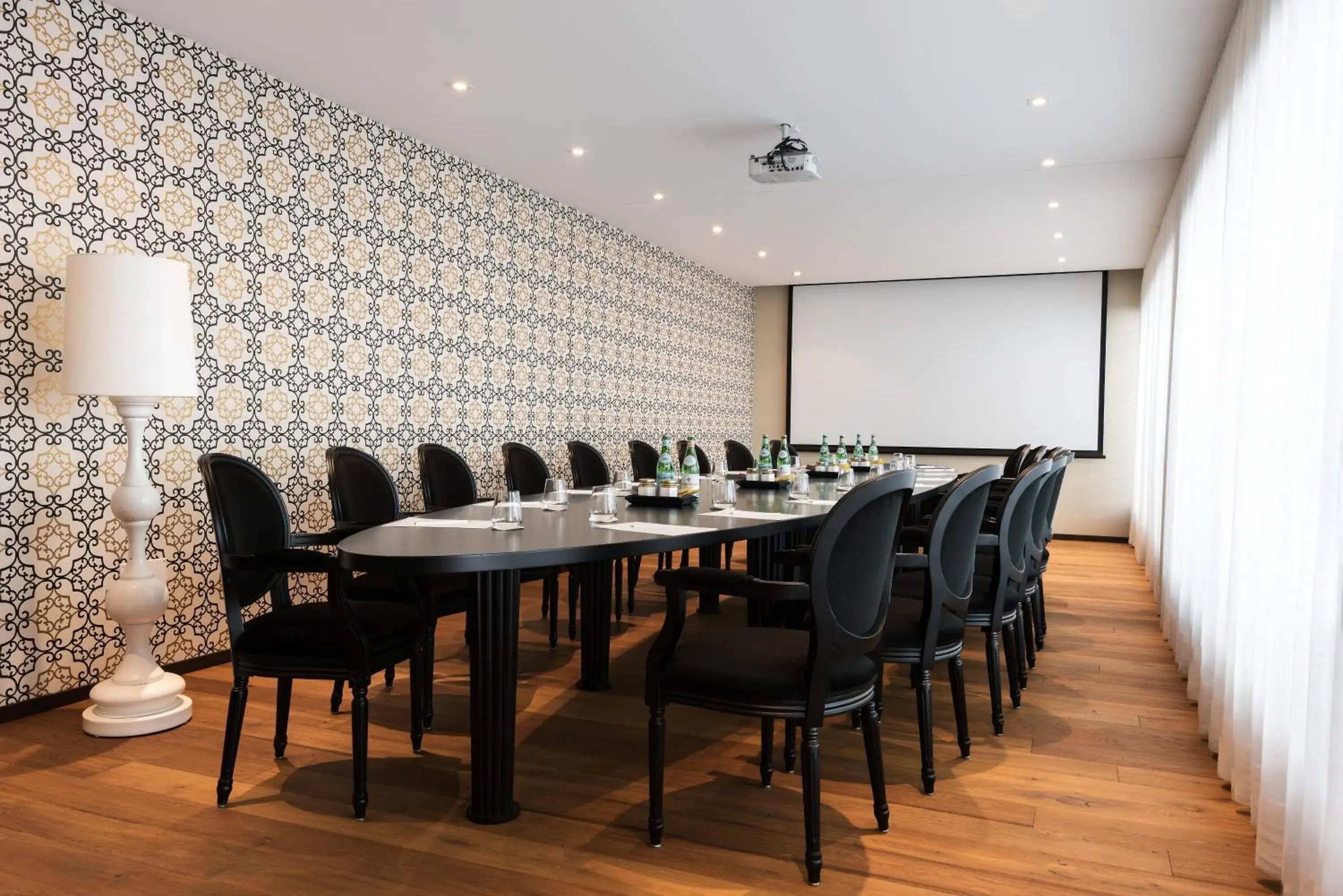 Meeting/conference room in Villa Orselina - Small Luxury Hotel