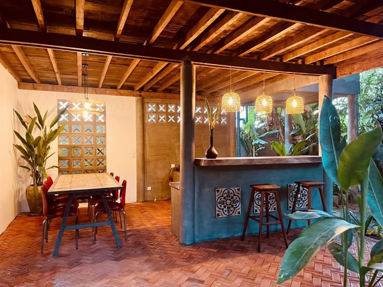 Kitchen or kitchenette in Dontrei Villa Angkor