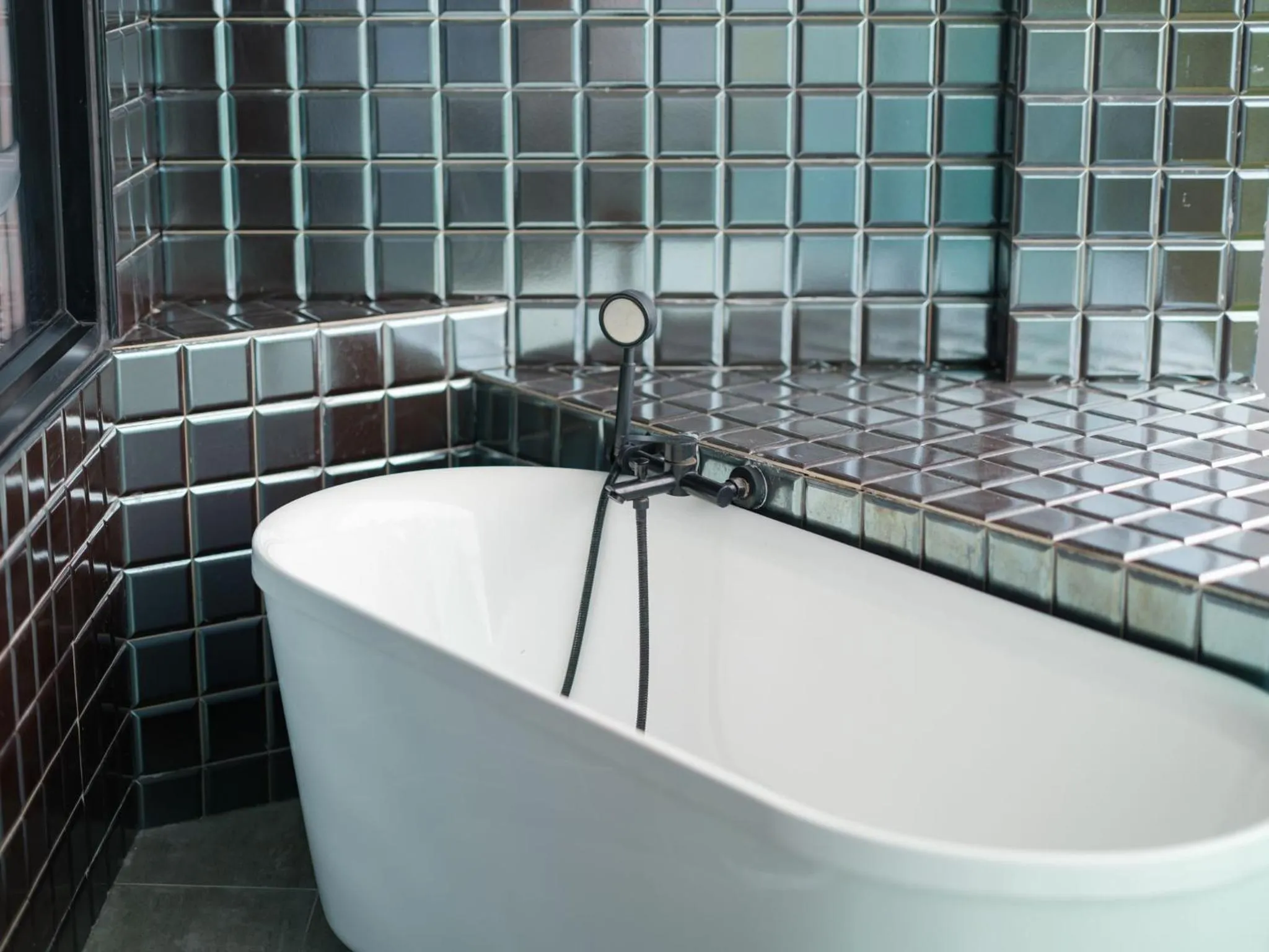 Bath in Cliff Lanta Suite-Koh Lanta Krabi