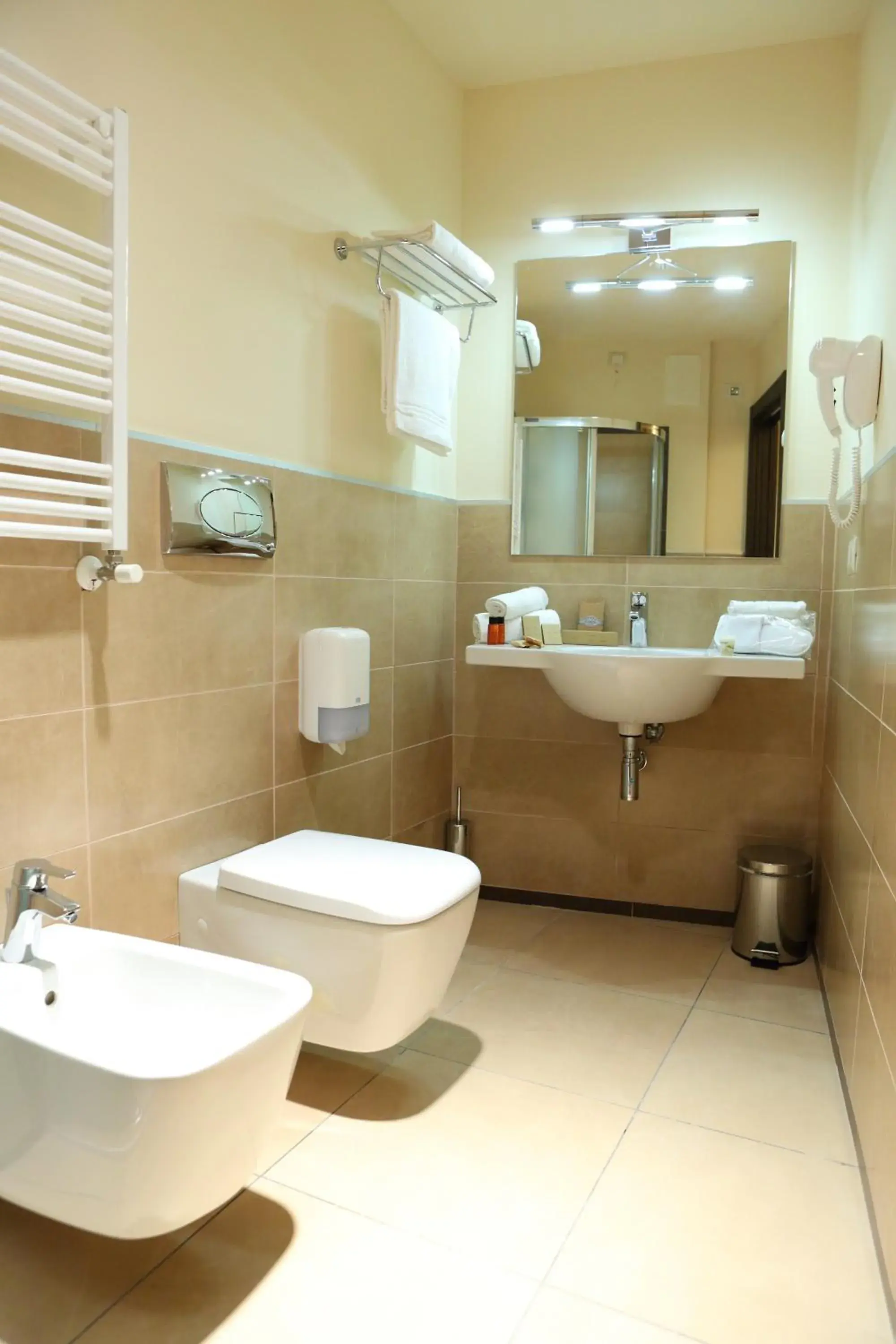 Bathroom in Hotel Milazzo