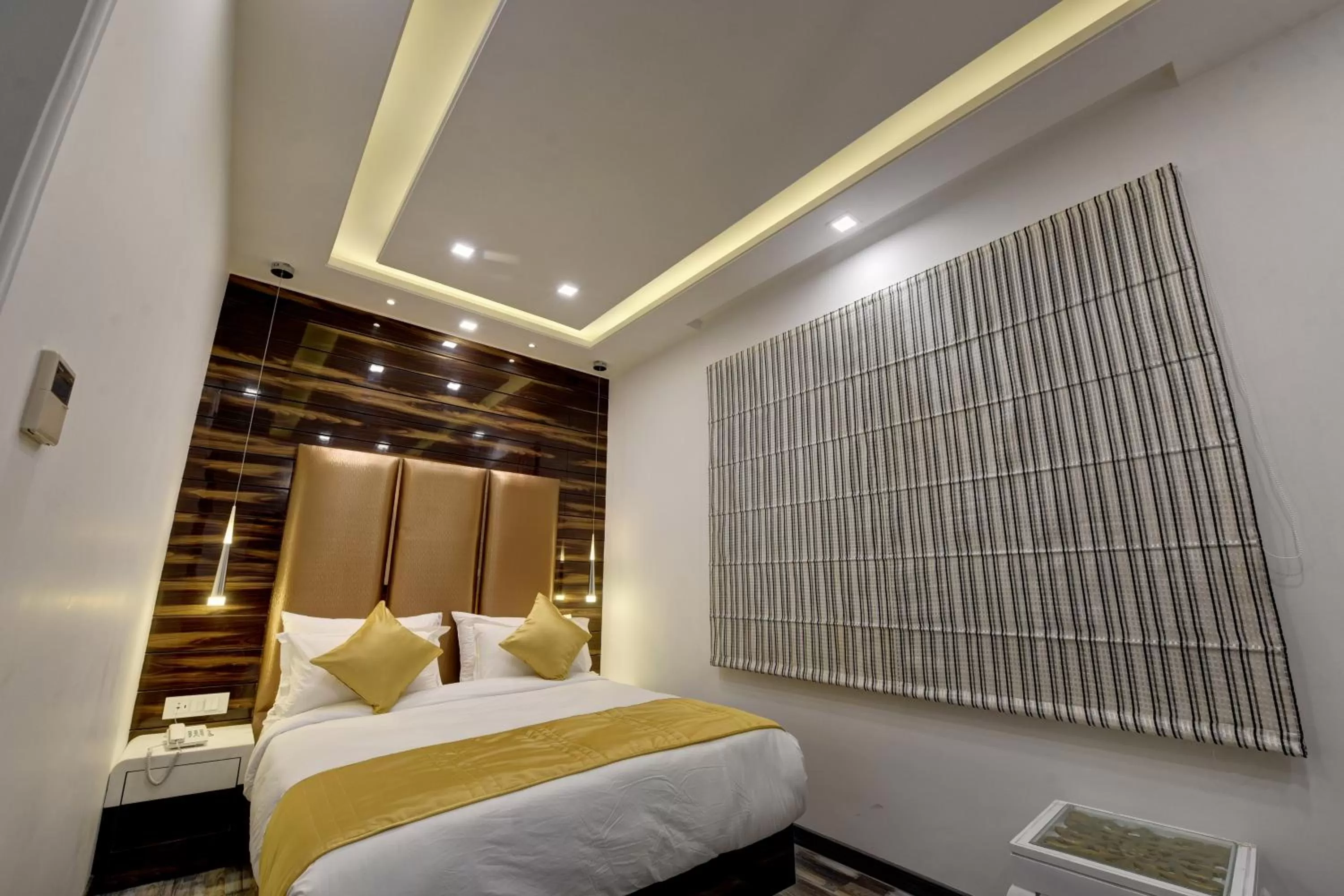 Bedroom, Bed in GOLDEN TREE