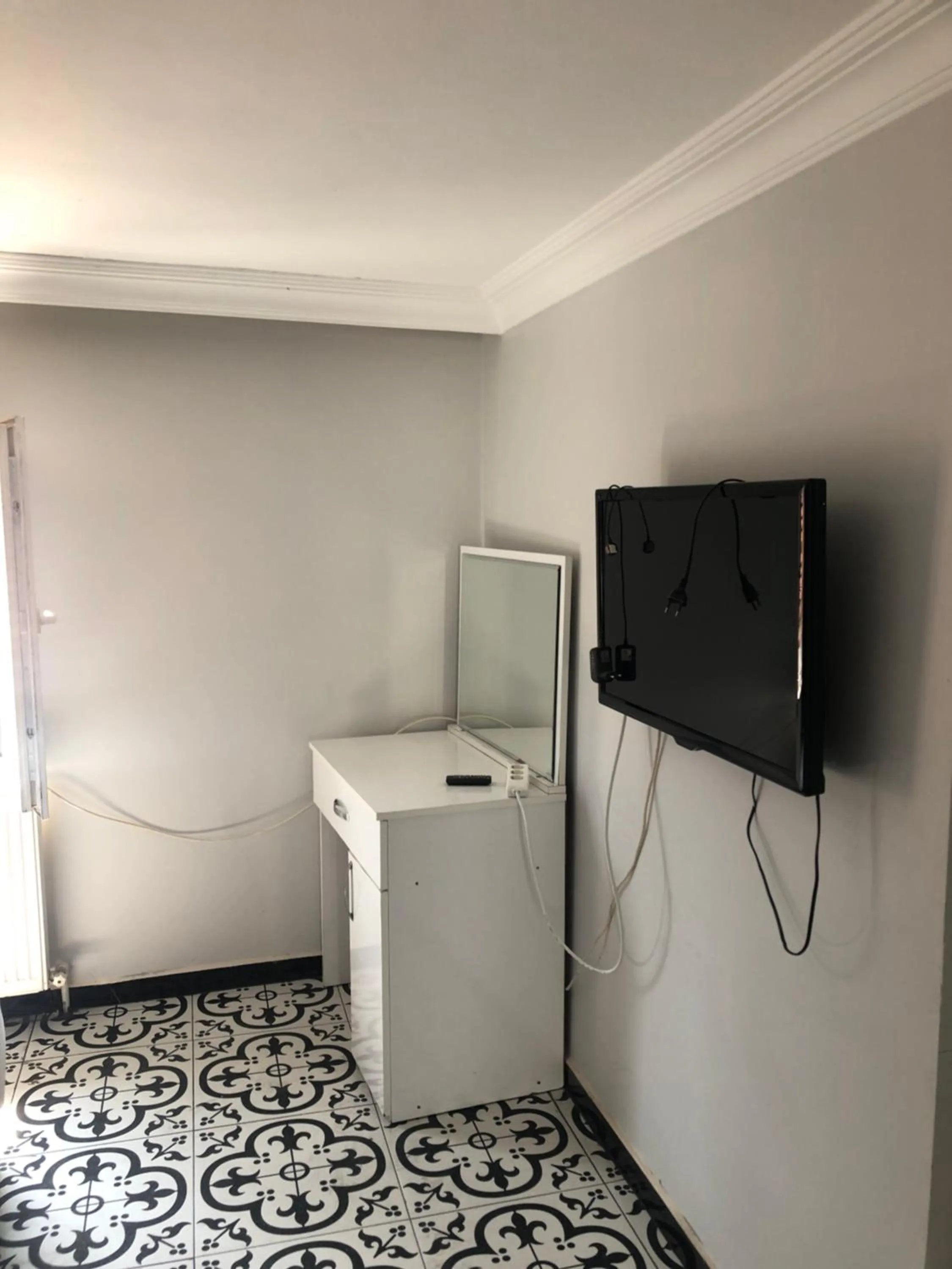 TV and multimedia in Reydel Hotel