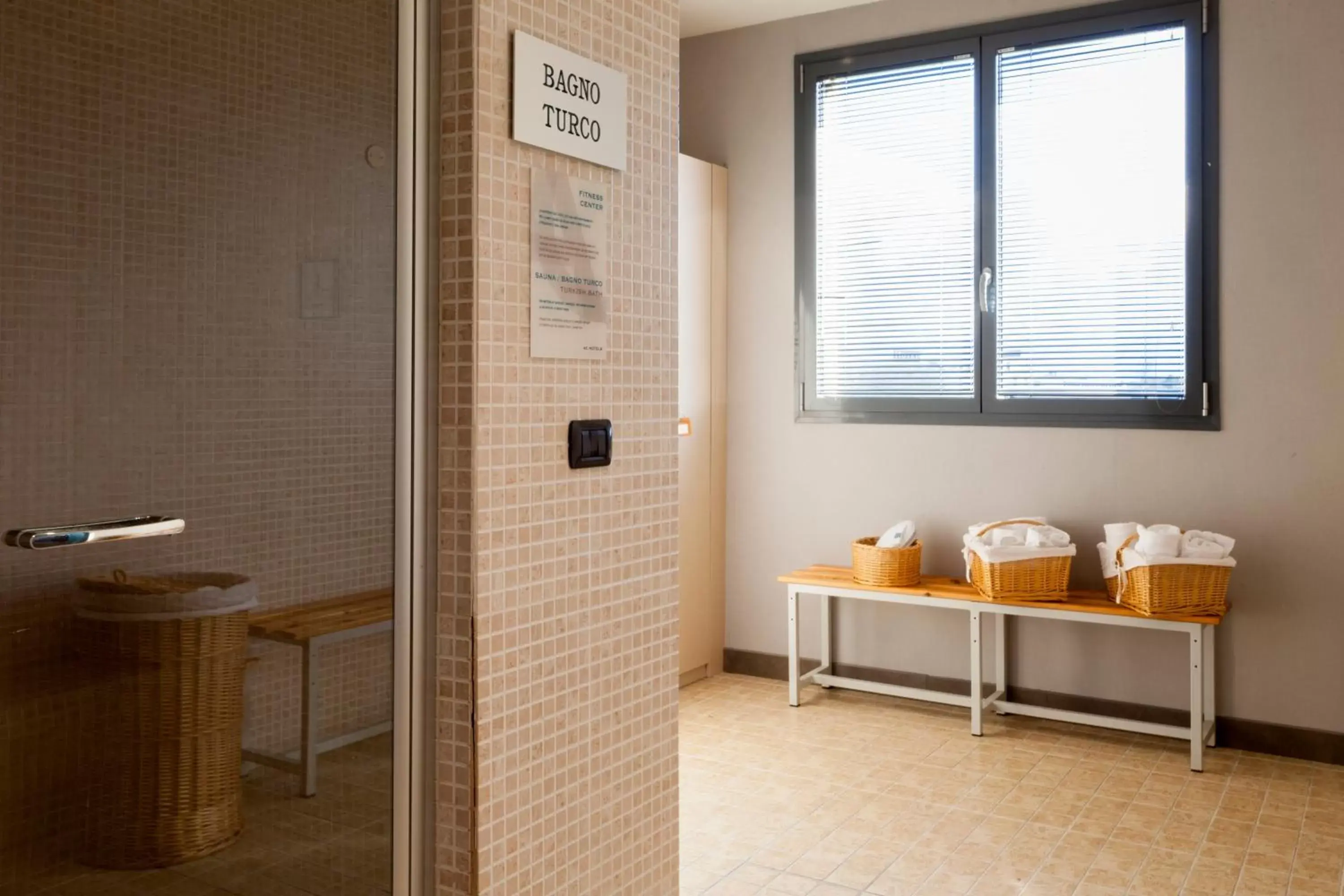 Fitness centre/facilities, Seating Area in B&B Hotel Arezzo