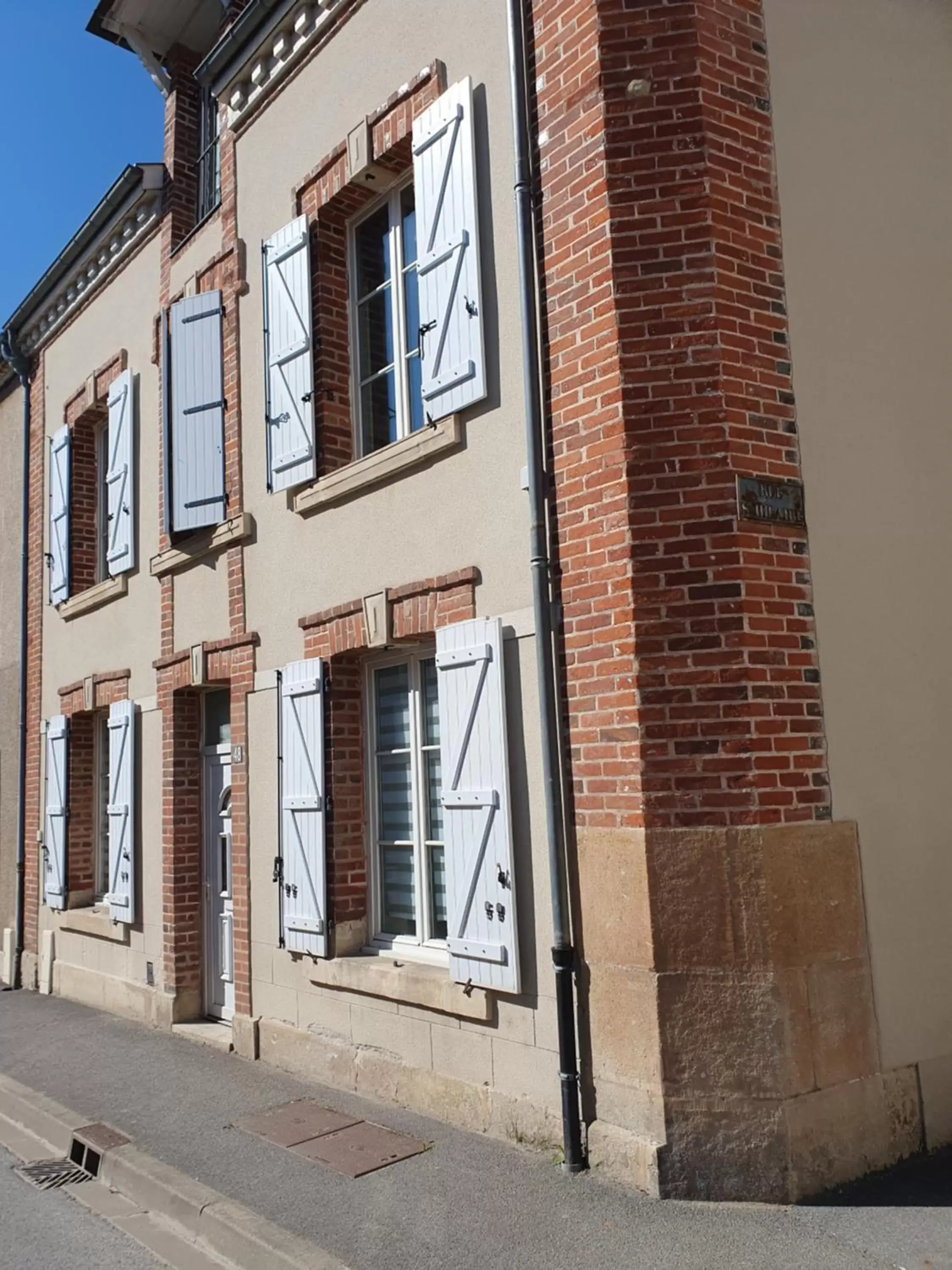 Property Building in La Cour des Marotiers