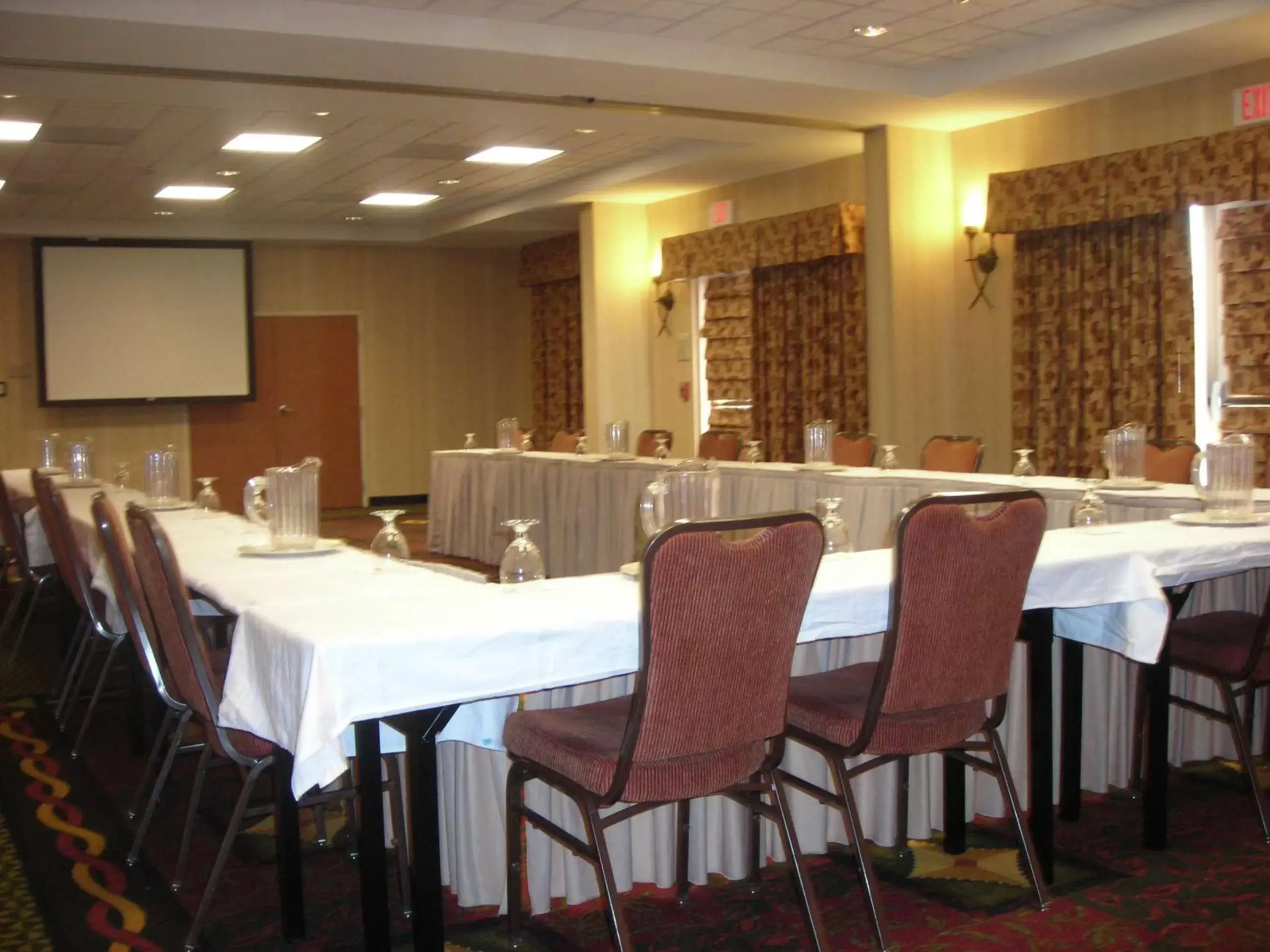 Meeting/conference room, Restaurant/Places to Eat in Hilton Garden Inn Jackson/Pearl