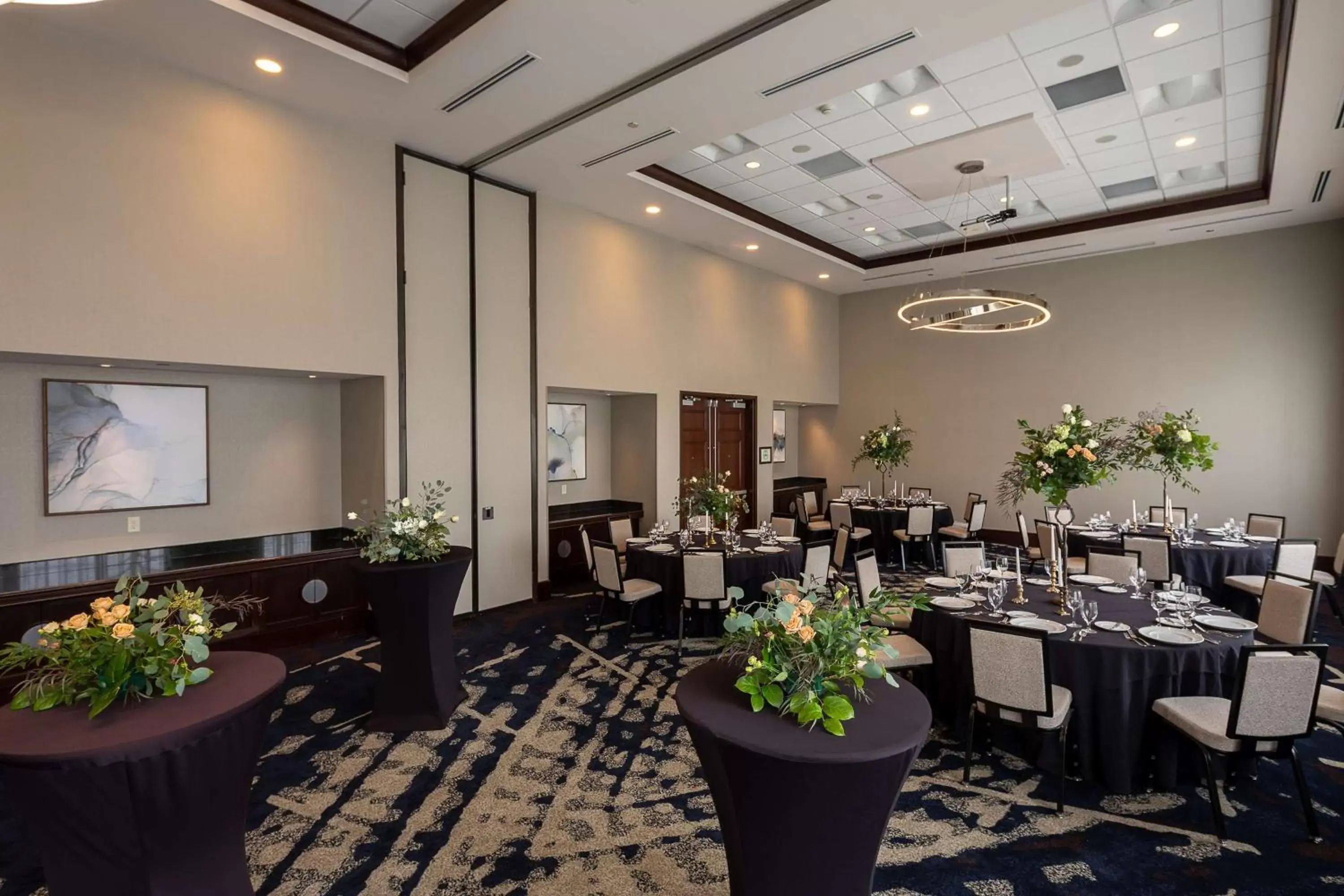 Meeting/conference room, Restaurant/Places to Eat in Hilton Asheville Biltmore Park