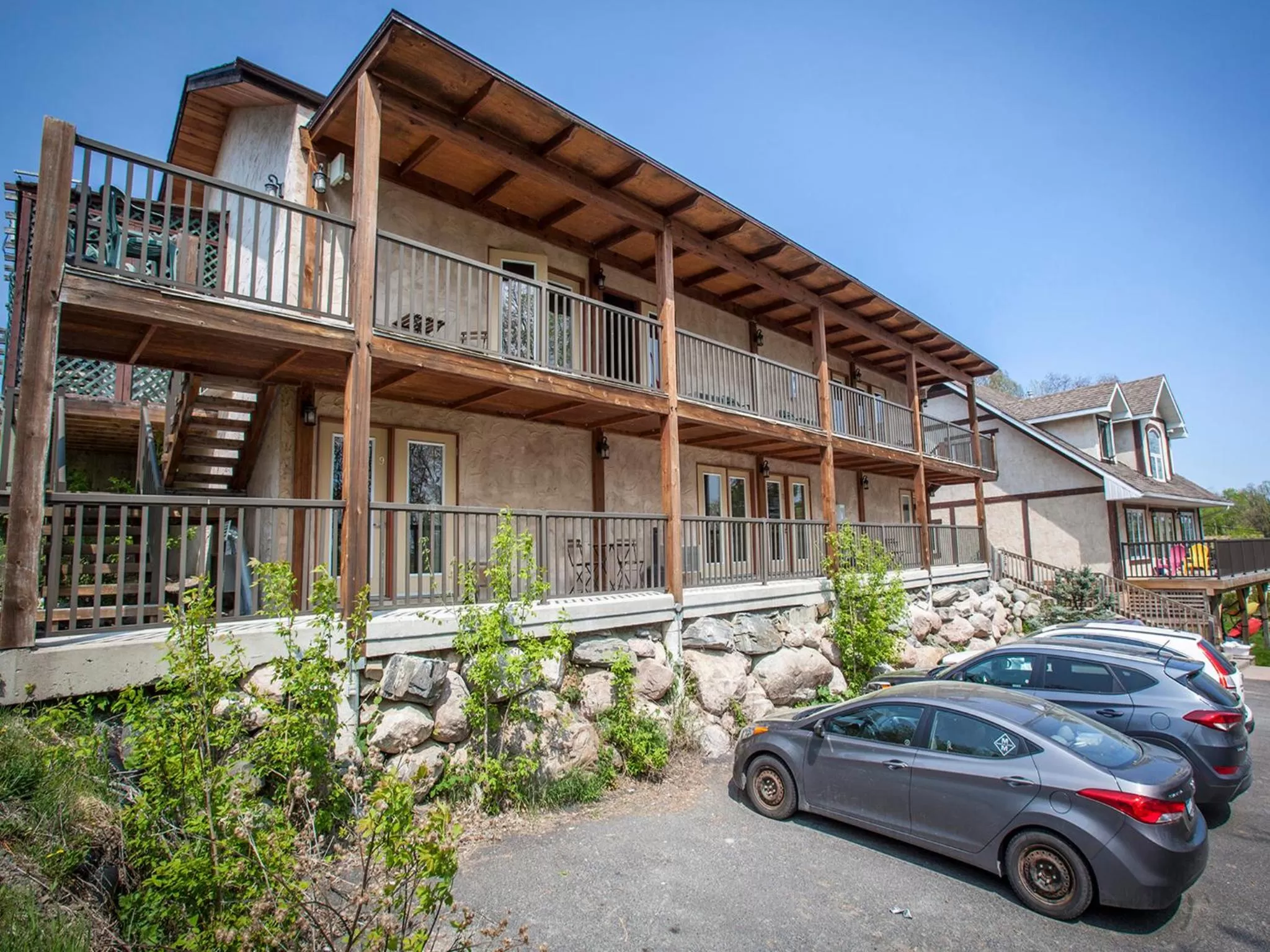 Area and facilities in Timberland Inn