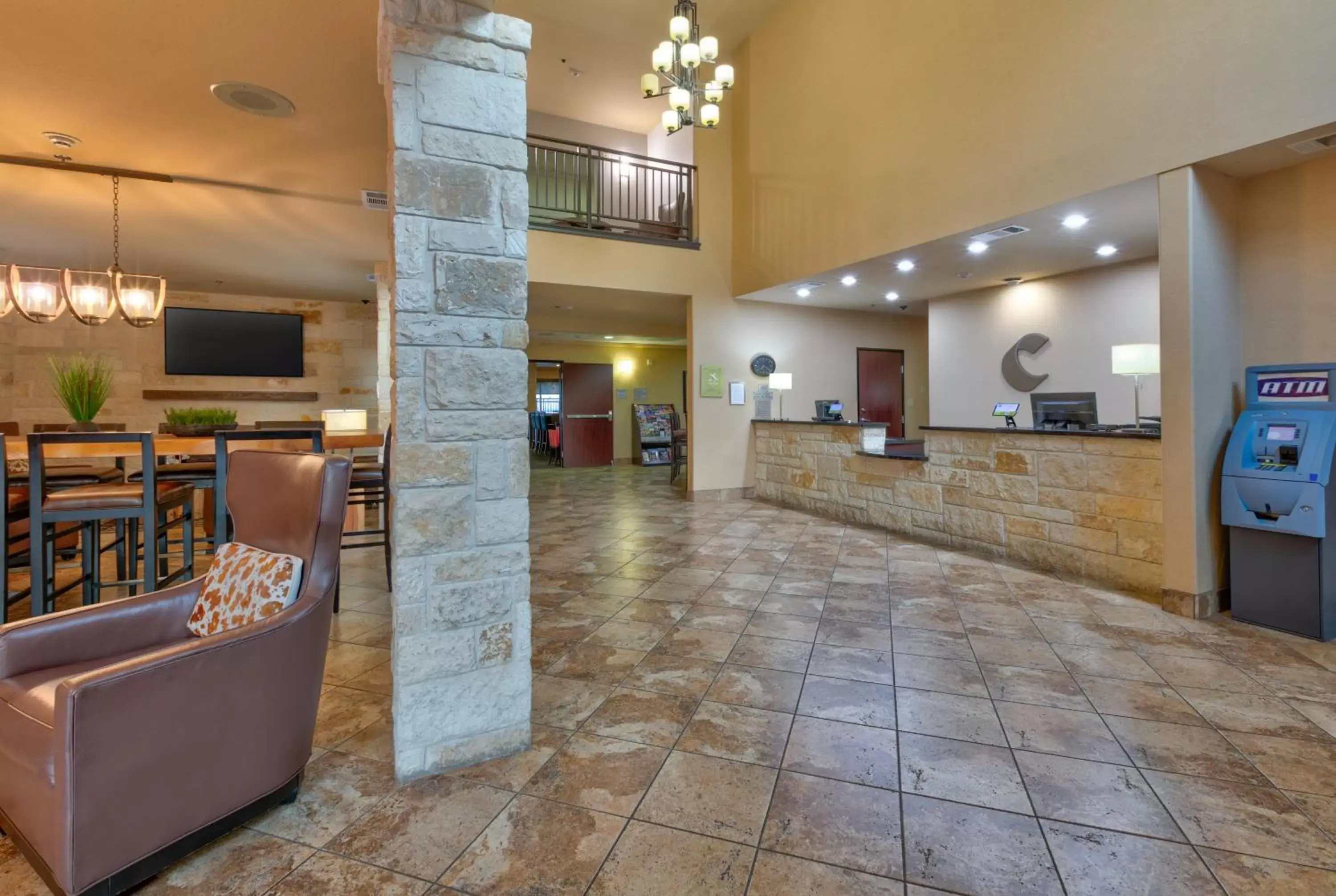 Lobby or reception in Comfort Suites Arlington - Entertainment District Lobby or reception in Comfort Suites Arlington - Entertainment District