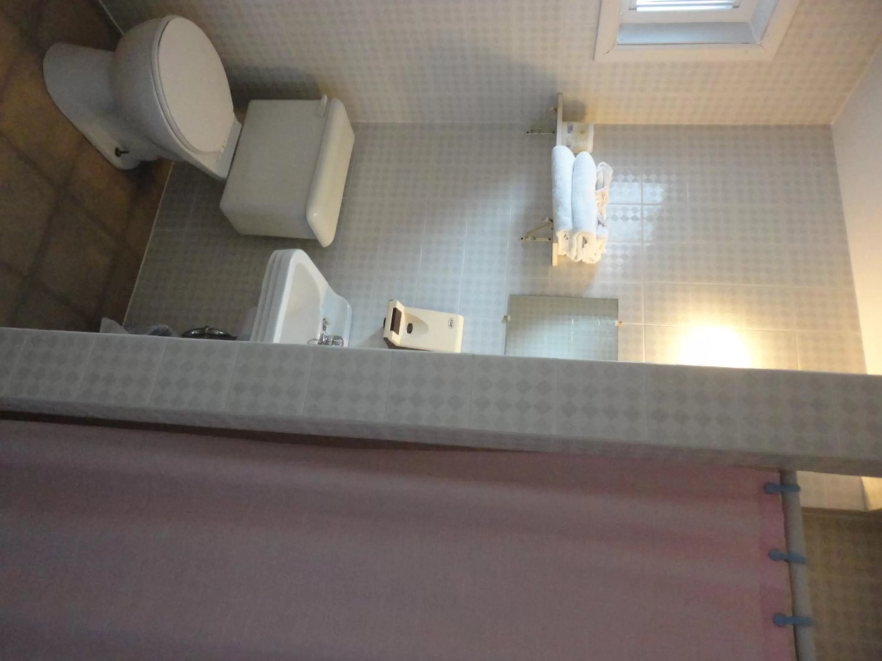 Toilet in Hipwell's Motel