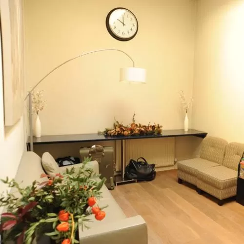 Lobby or reception in The Sumner Hotel