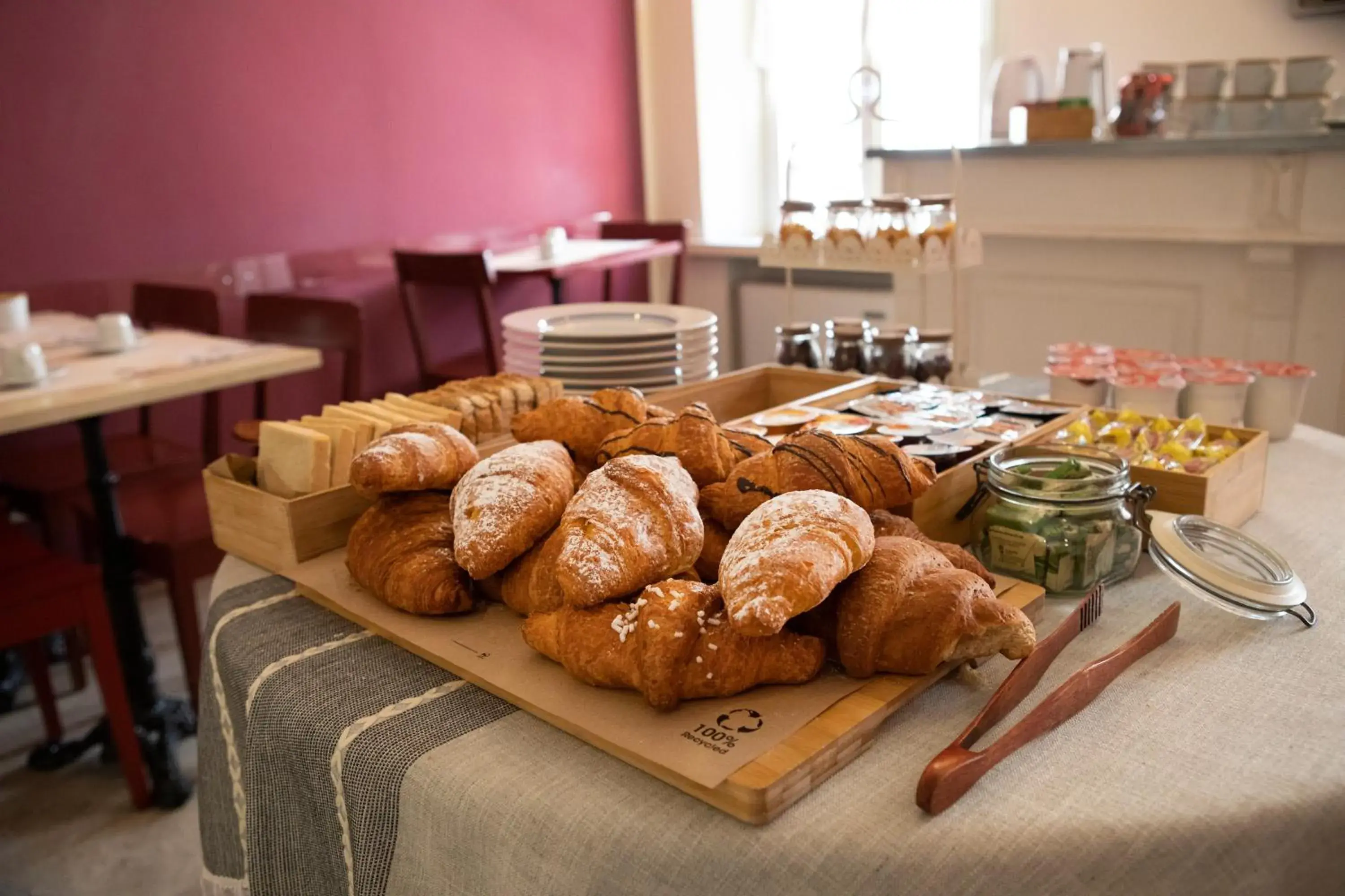 Breakfast in Hotel Broletto