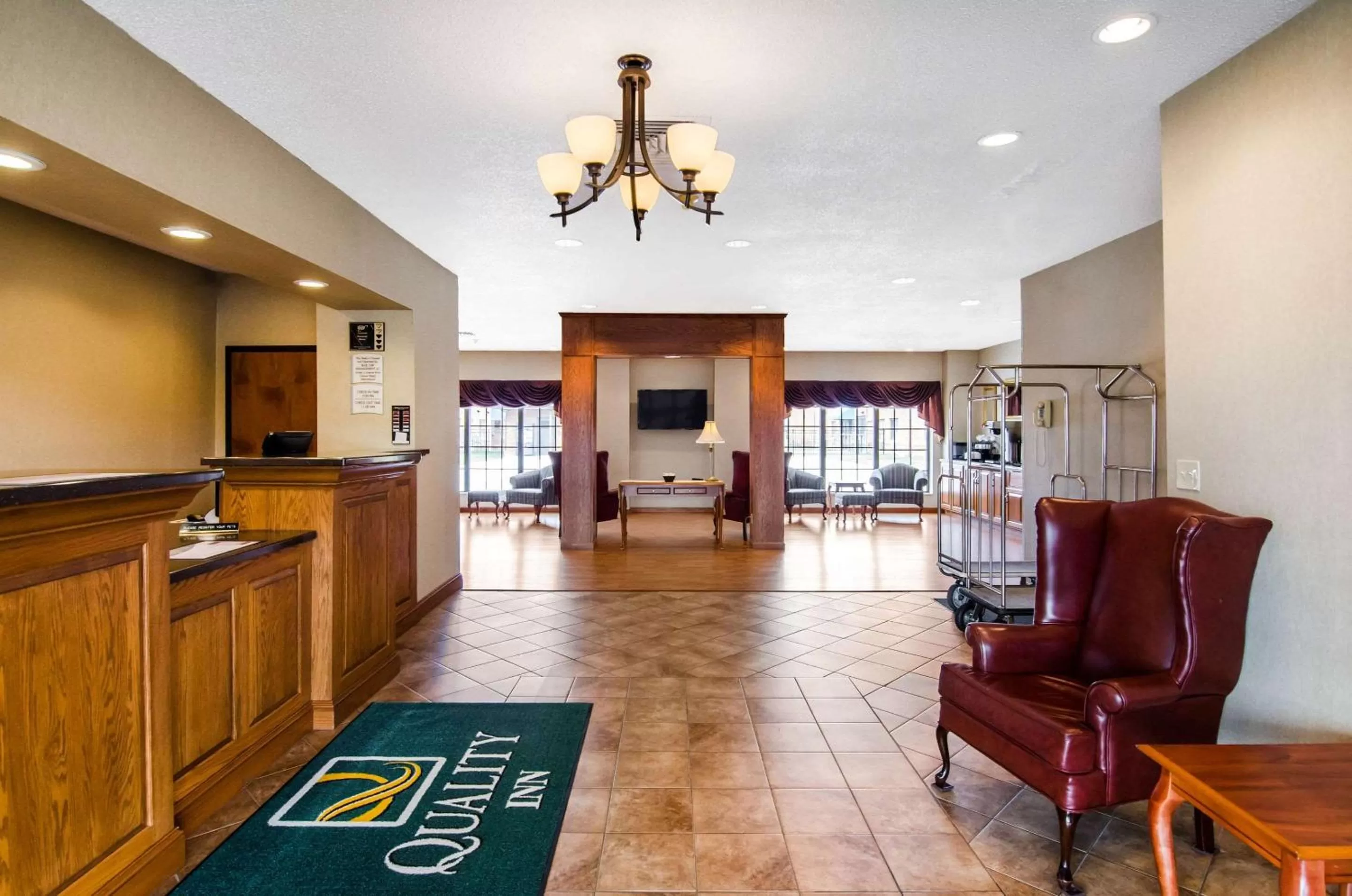 Lobby or reception in Quality Inn Summersville - New River Area