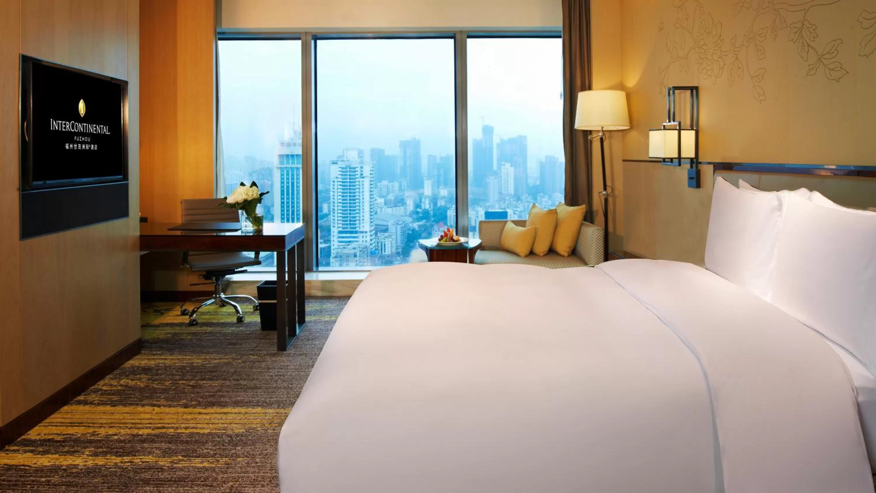 Photo of the whole room, Bed in InterContinental Fuzhou