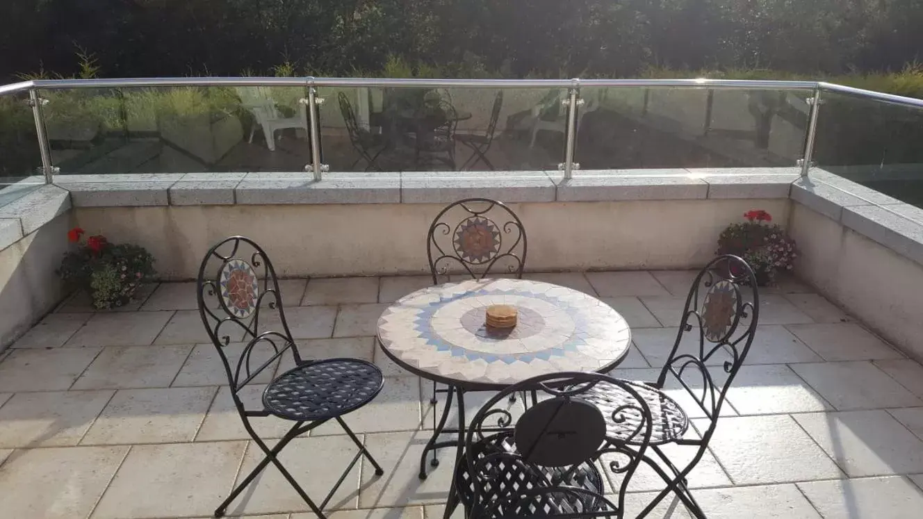 Balcony/Terrace in Birchdale House B&B