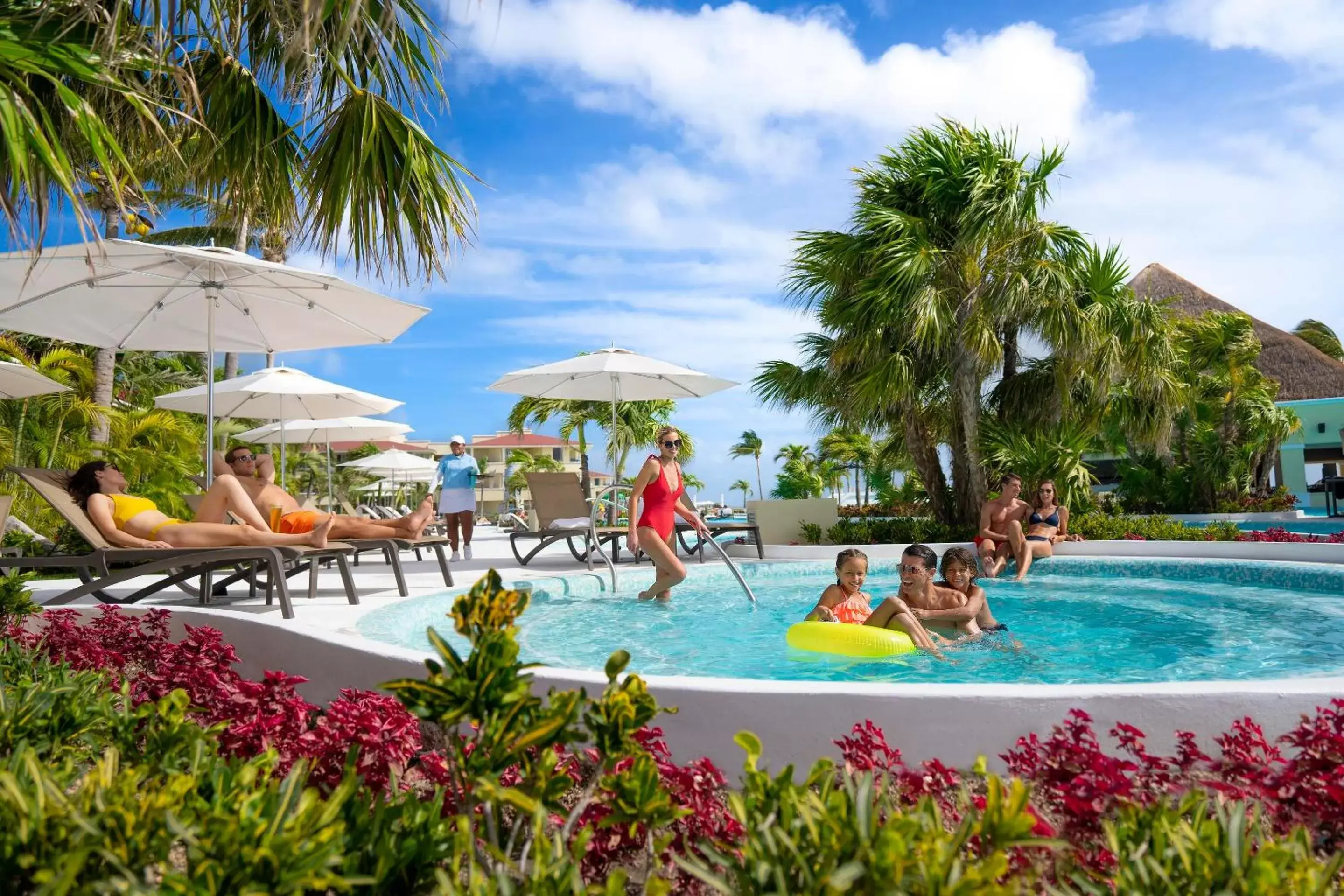 People, Swimming Pool in Moon Palace Cancun - All Inclusive