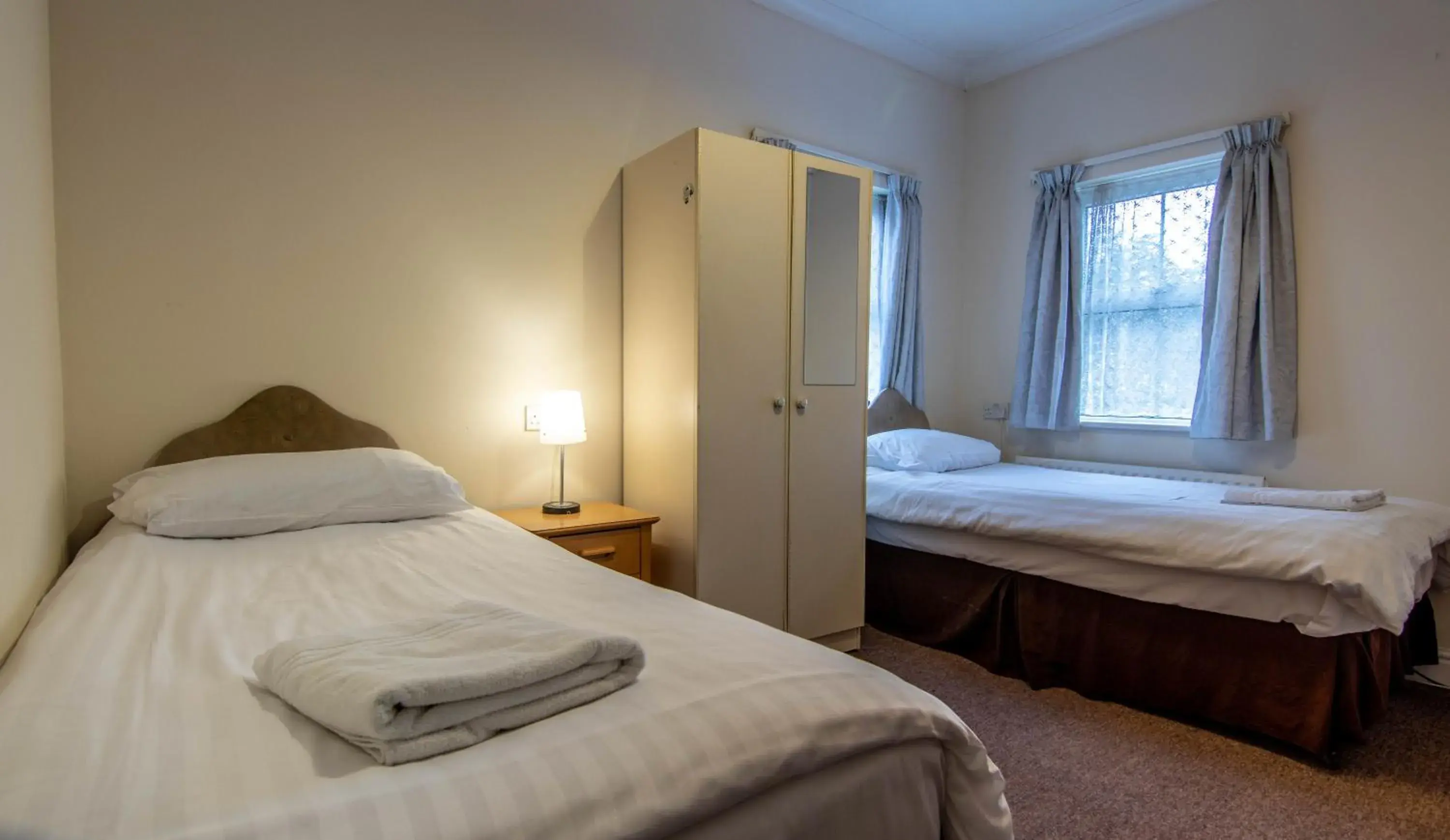 Standard Twin Room in Shelford Lodge Standard Twin Room in Shelford Lodge