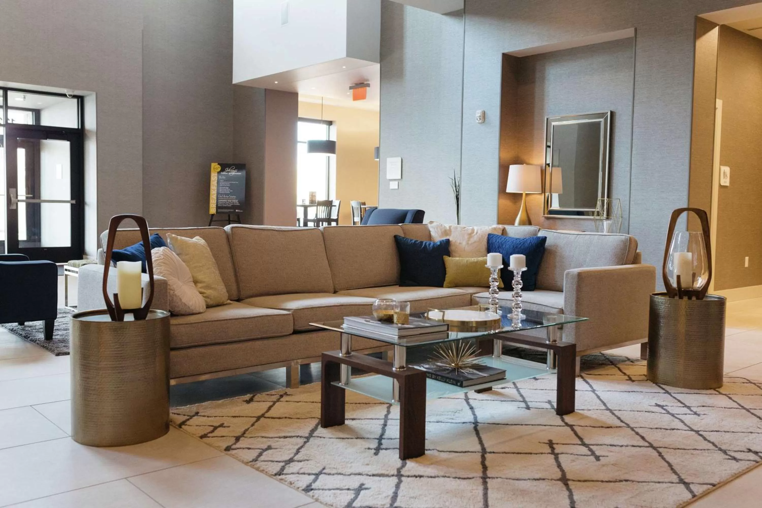 Lobby or reception in Hilton Garden Inn Madison Sun Prairie