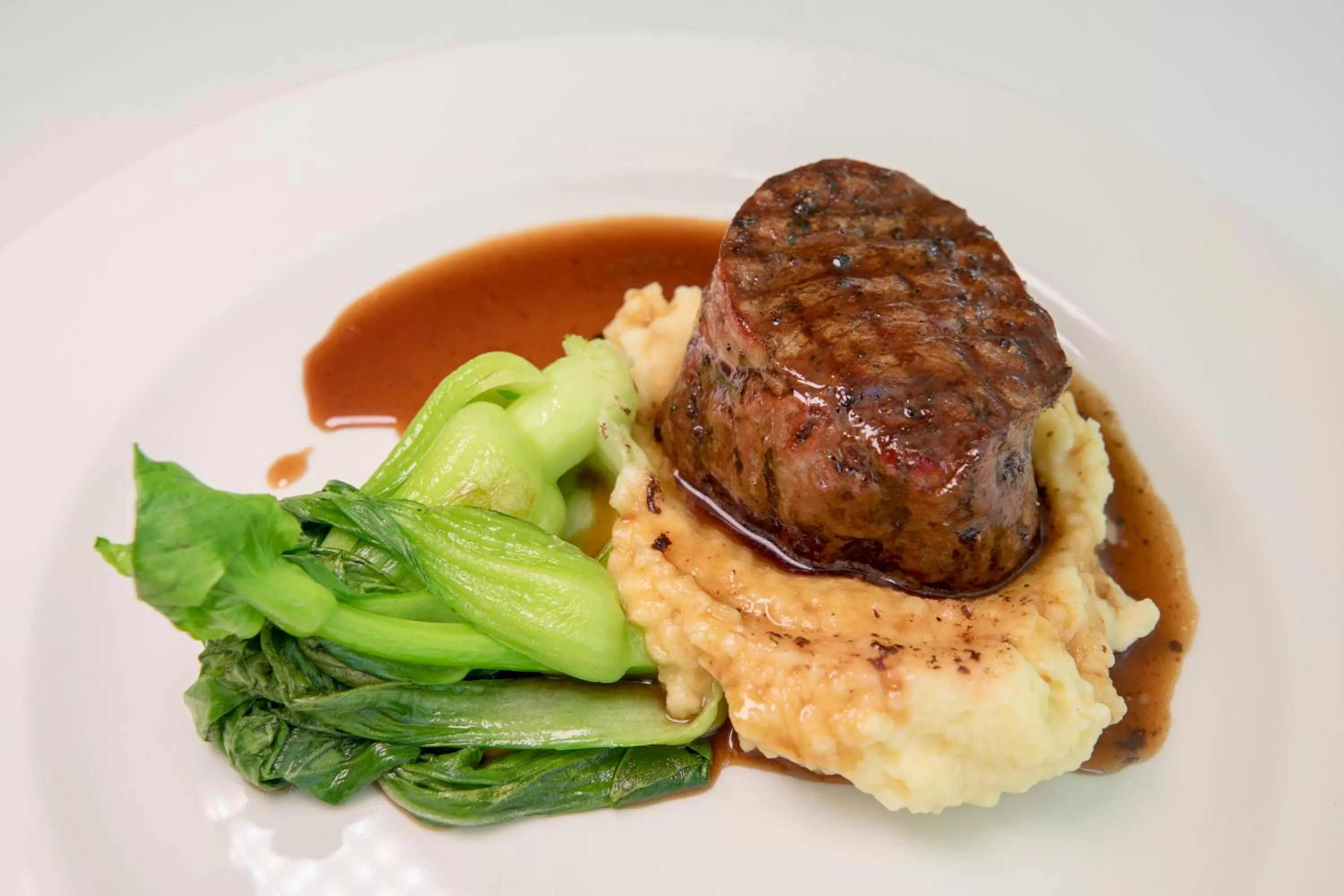 Restaurant/places to eat in Villa Howden