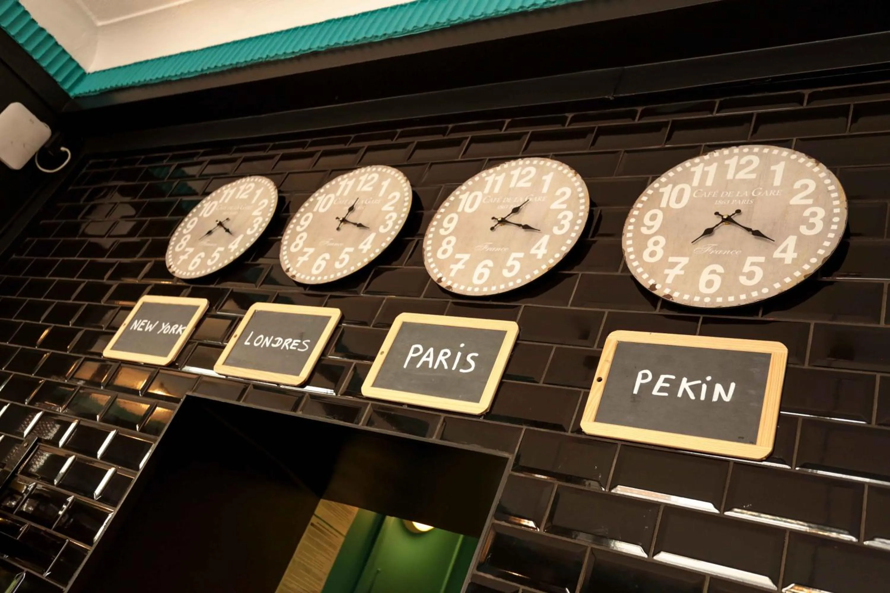 Decorative detail in Arty Paris Porte de Versailles by River