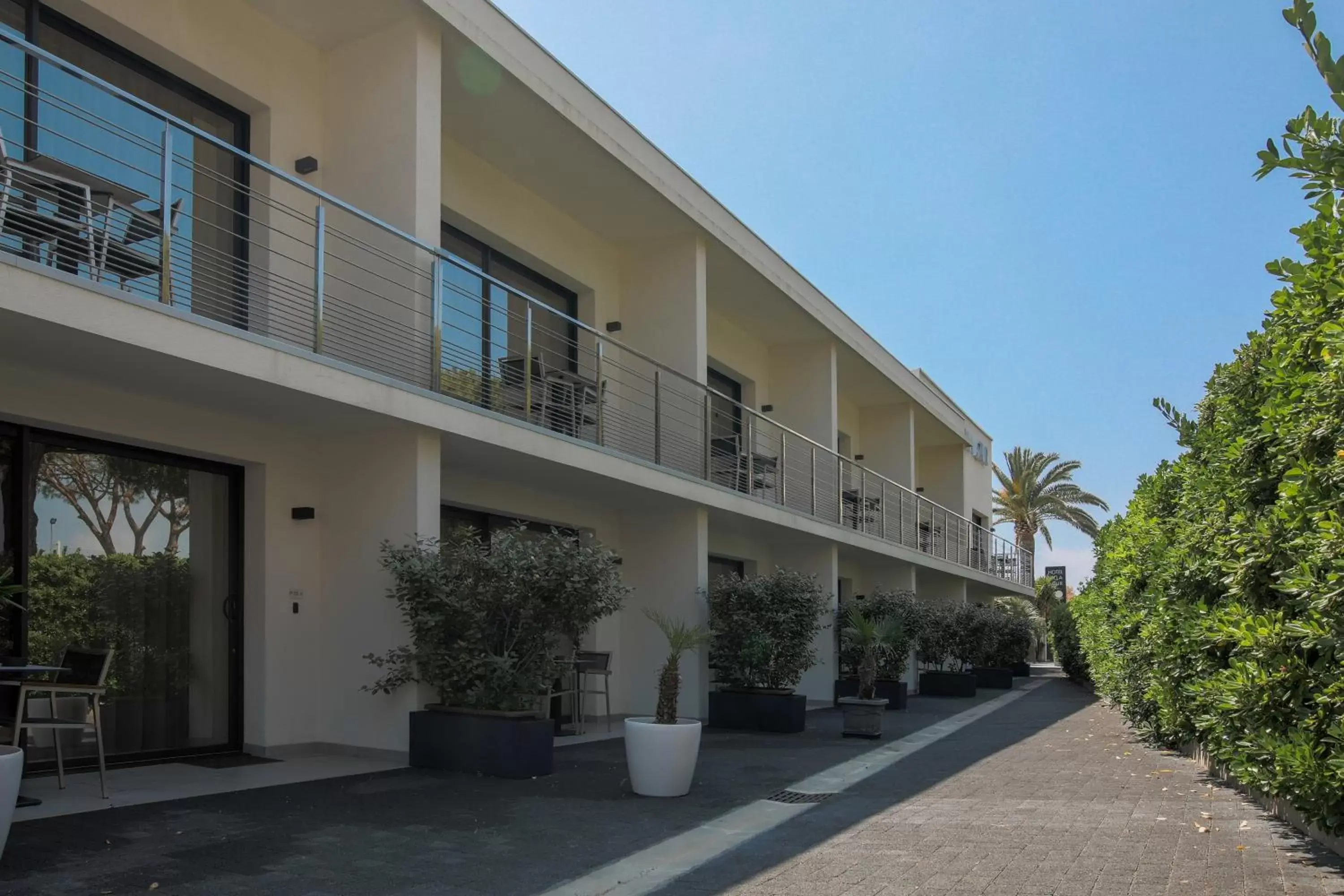 Balcony/Terrace, Property Building in Villa Azur