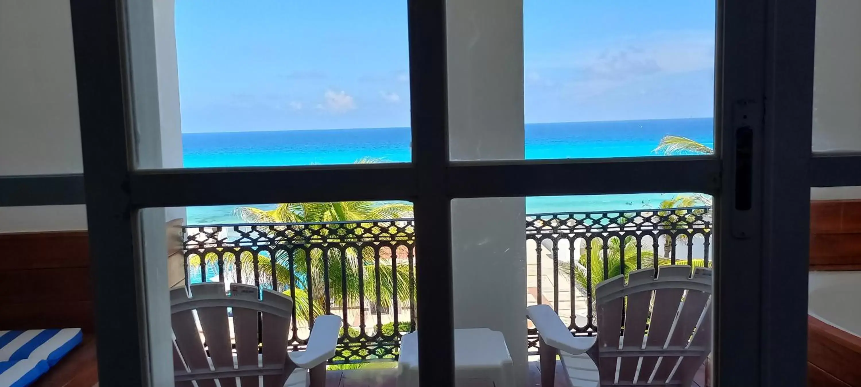 Balcony/Terrace in Hotel & Museo Casa Turquesa