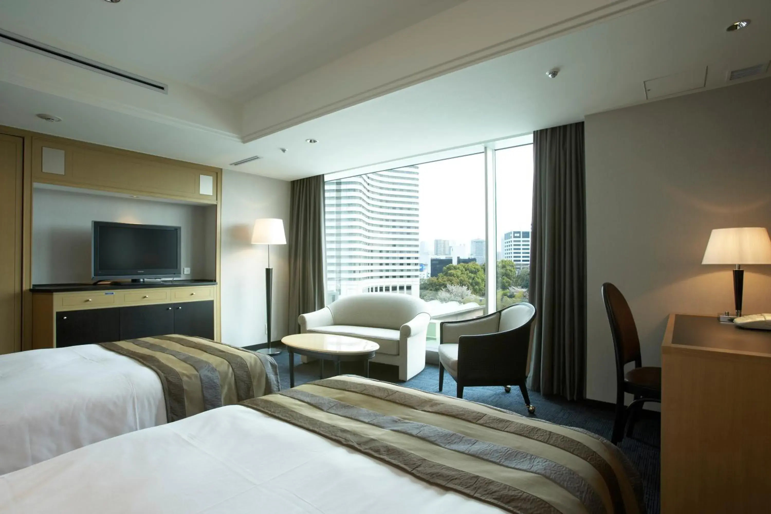 Photo of the whole room, TV/Entertainment Center in Hotel New Otani Tokyo The Main