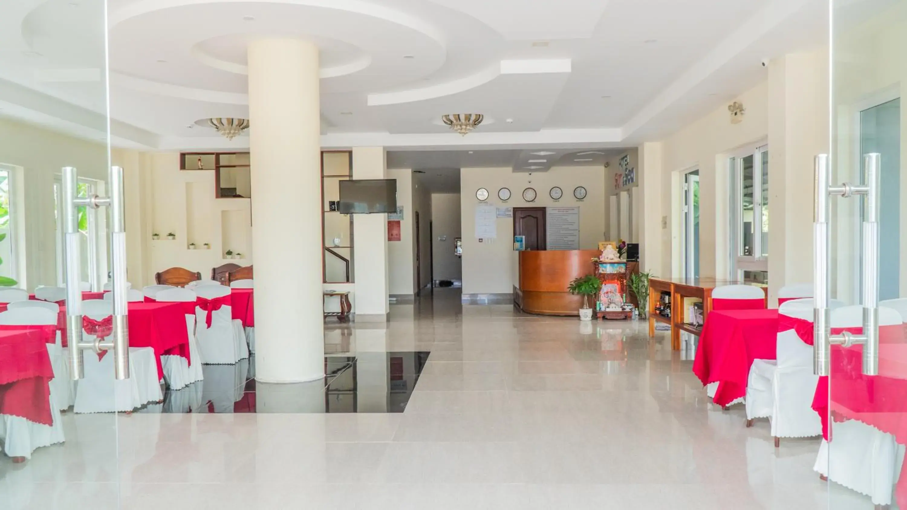 Lobby or reception in Sun & Sea Hotel