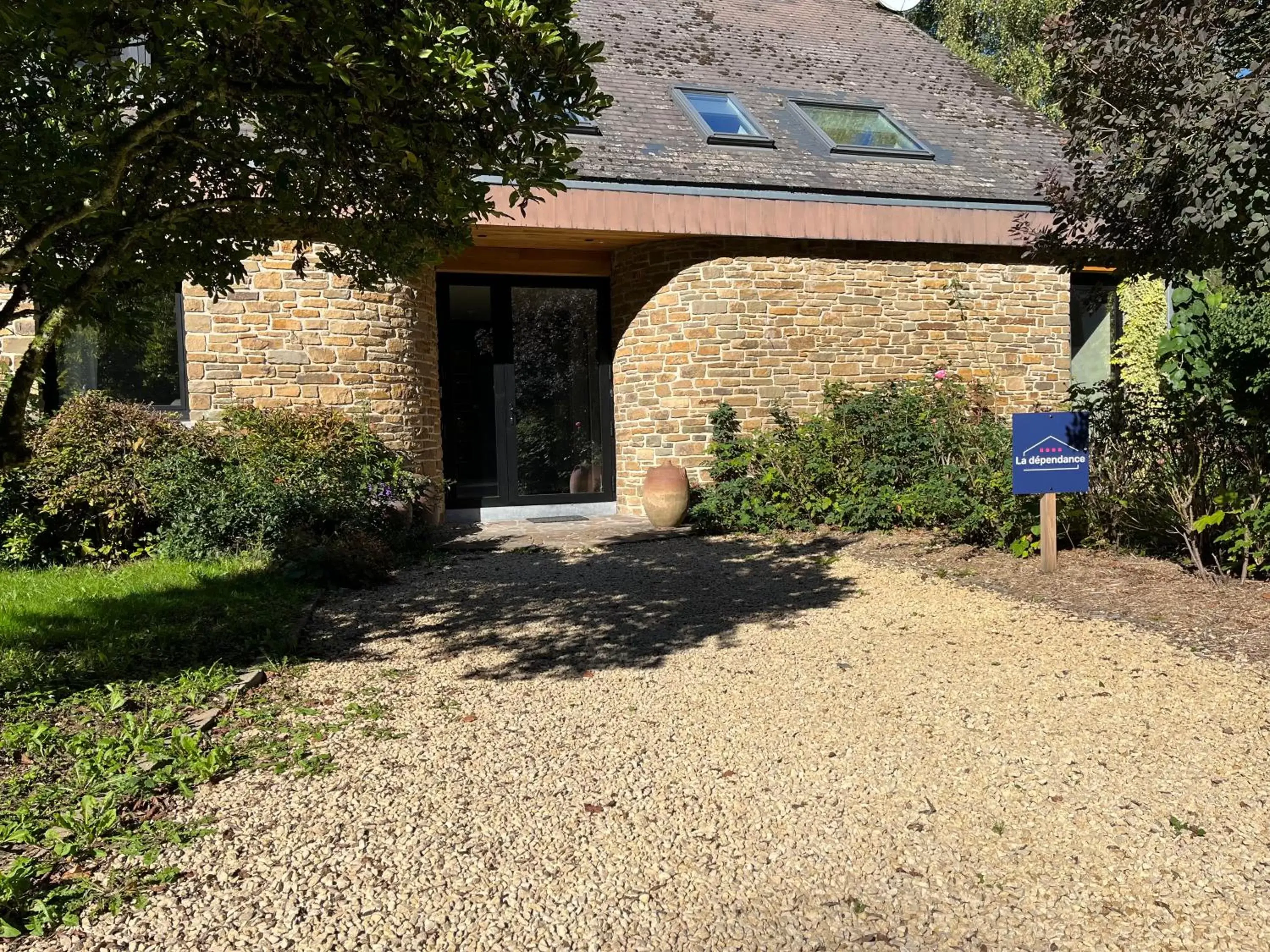 Double Room in Hostellerie La Claire Fontaine, Logis hôtels & Spa Double Room in Hostellerie La Claire Fontaine, Logis hôtels & Spa