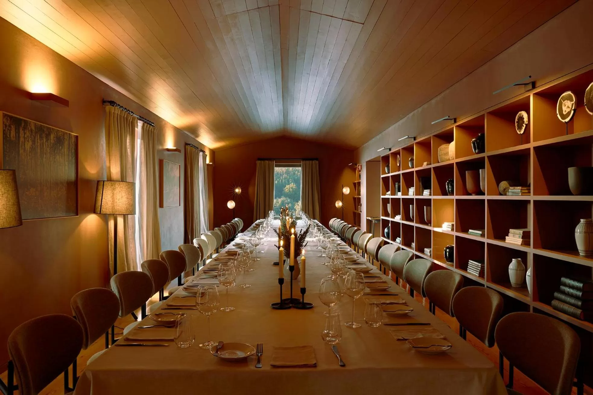 Seating area in Octant Douro